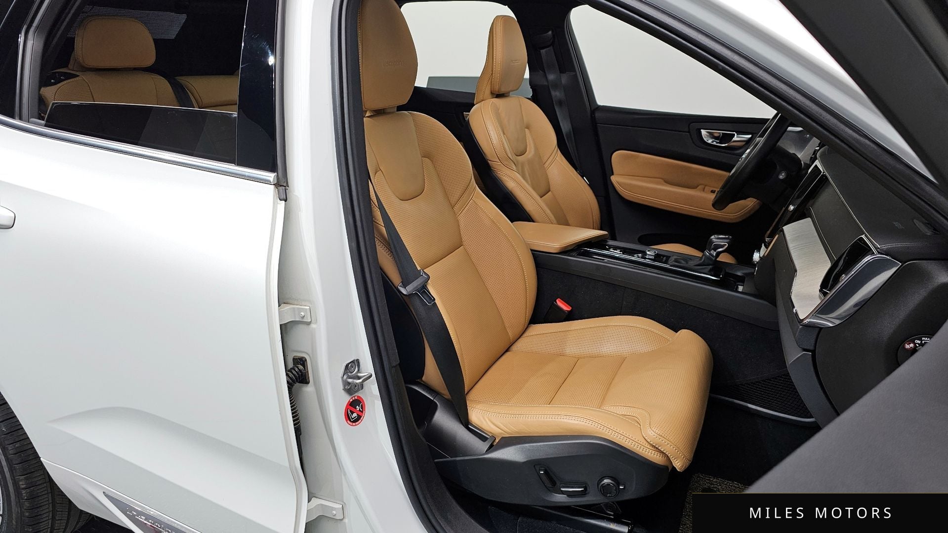 Volvo XC60 2020 — миниатюра 10