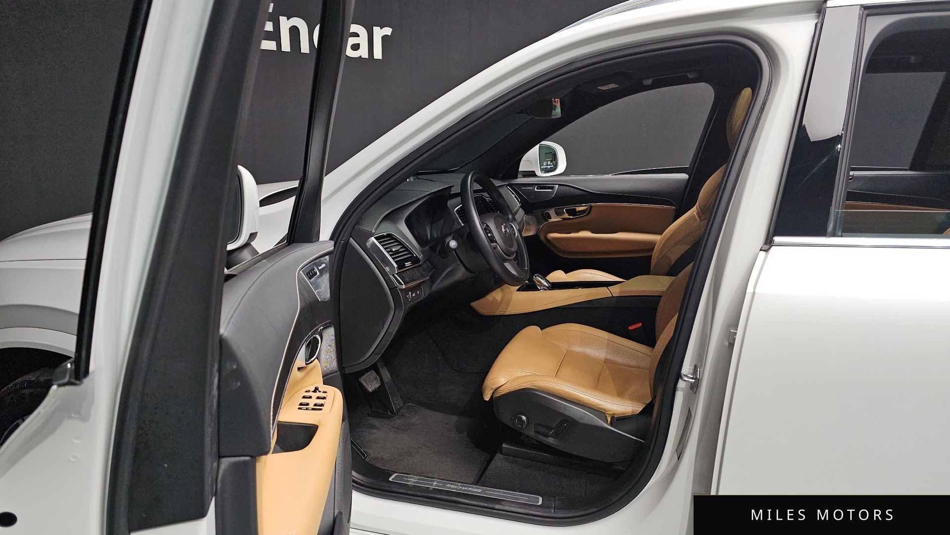 Volvo XC90 2021 — миниатюра 10