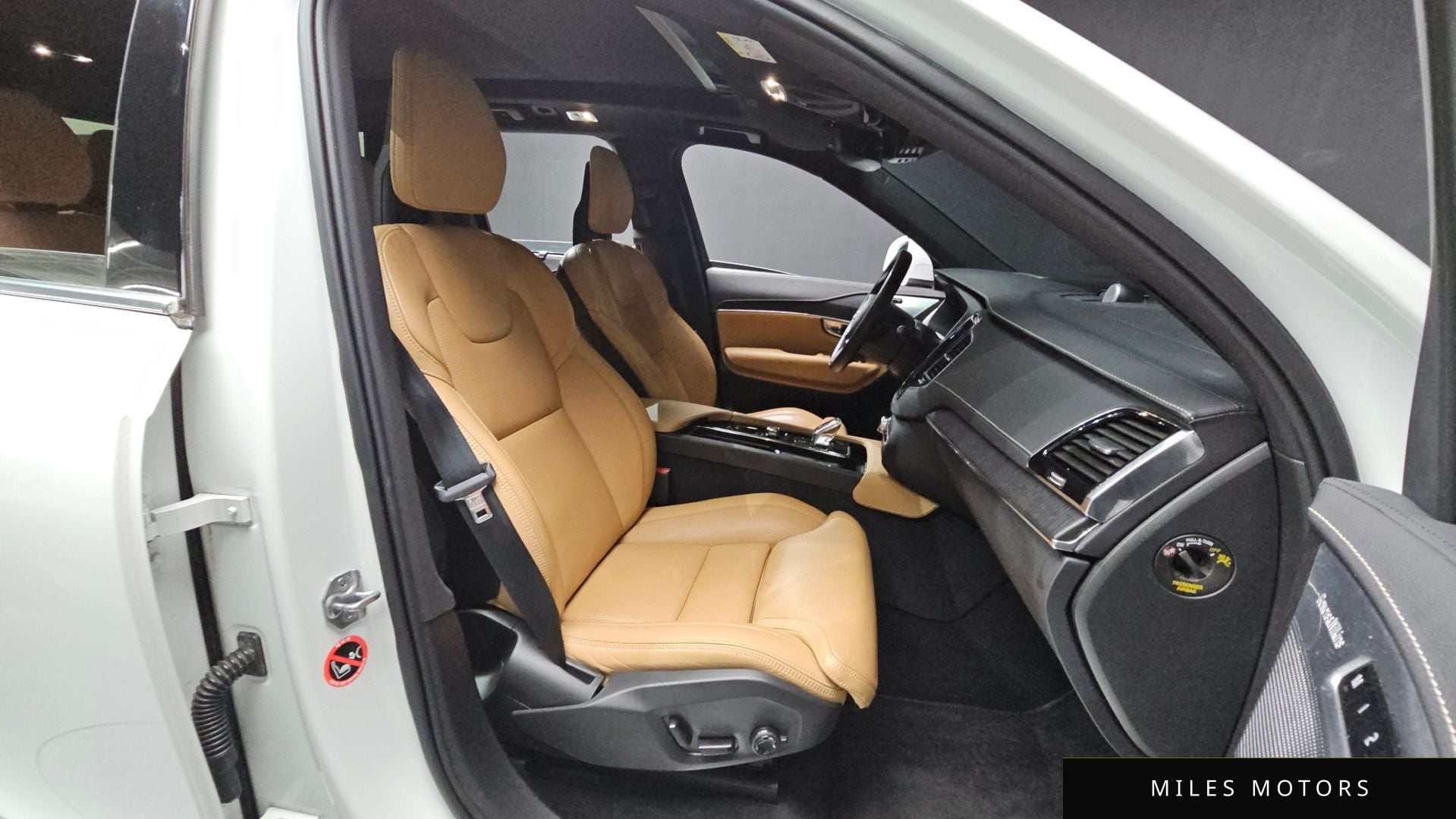 Volvo XC90 2021 — миниатюра 11