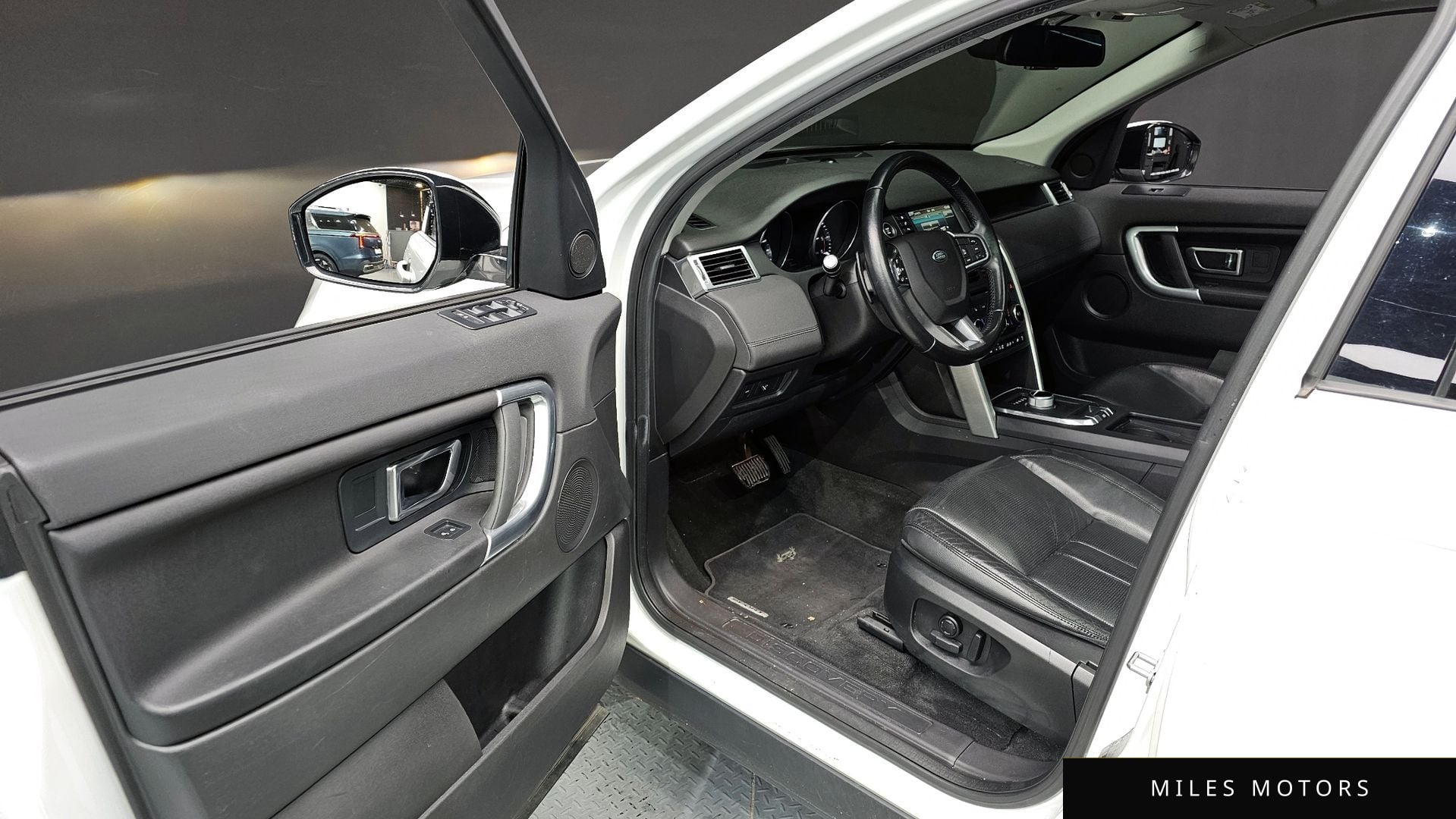 Land Rover Discovery Sport 2016 — миниатюра 9