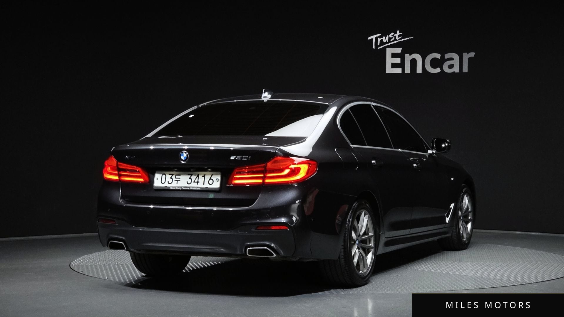 BMW 5 Series (G30) 2018 — миниатюра 2