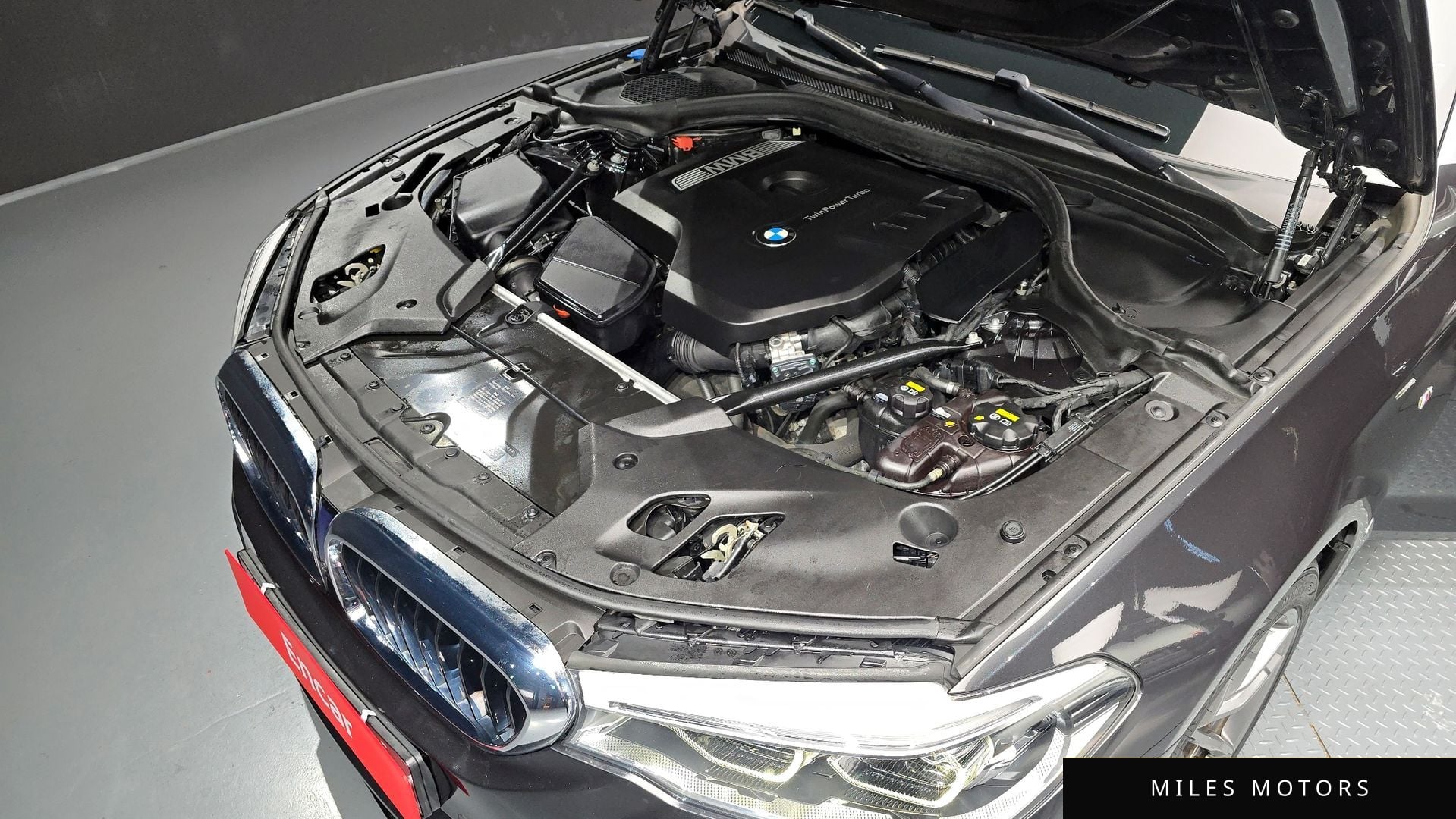 BMW 5 Series (G30) 2018 — миниатюра 6