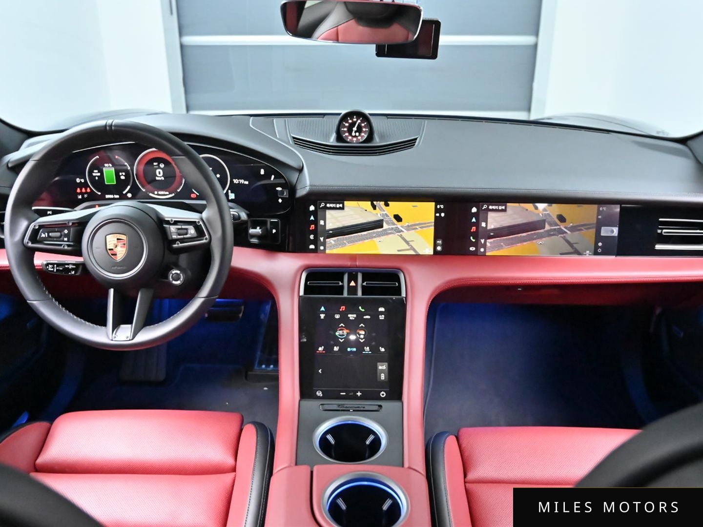 Porsche Taycan 2025 — миниатюра 7