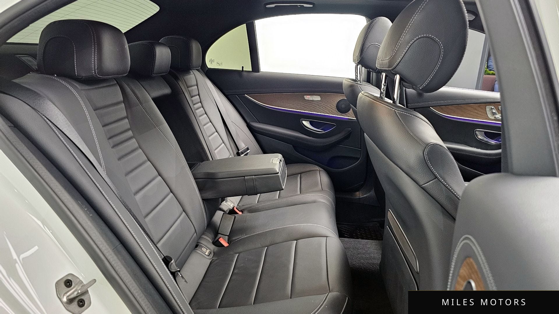 Mercedes-Benz E-Class W213 2023 — миниатюра 12