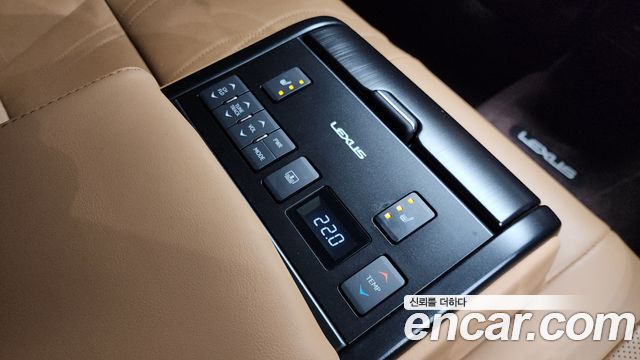 Лексус ES300h 2021 — миниатюра 19