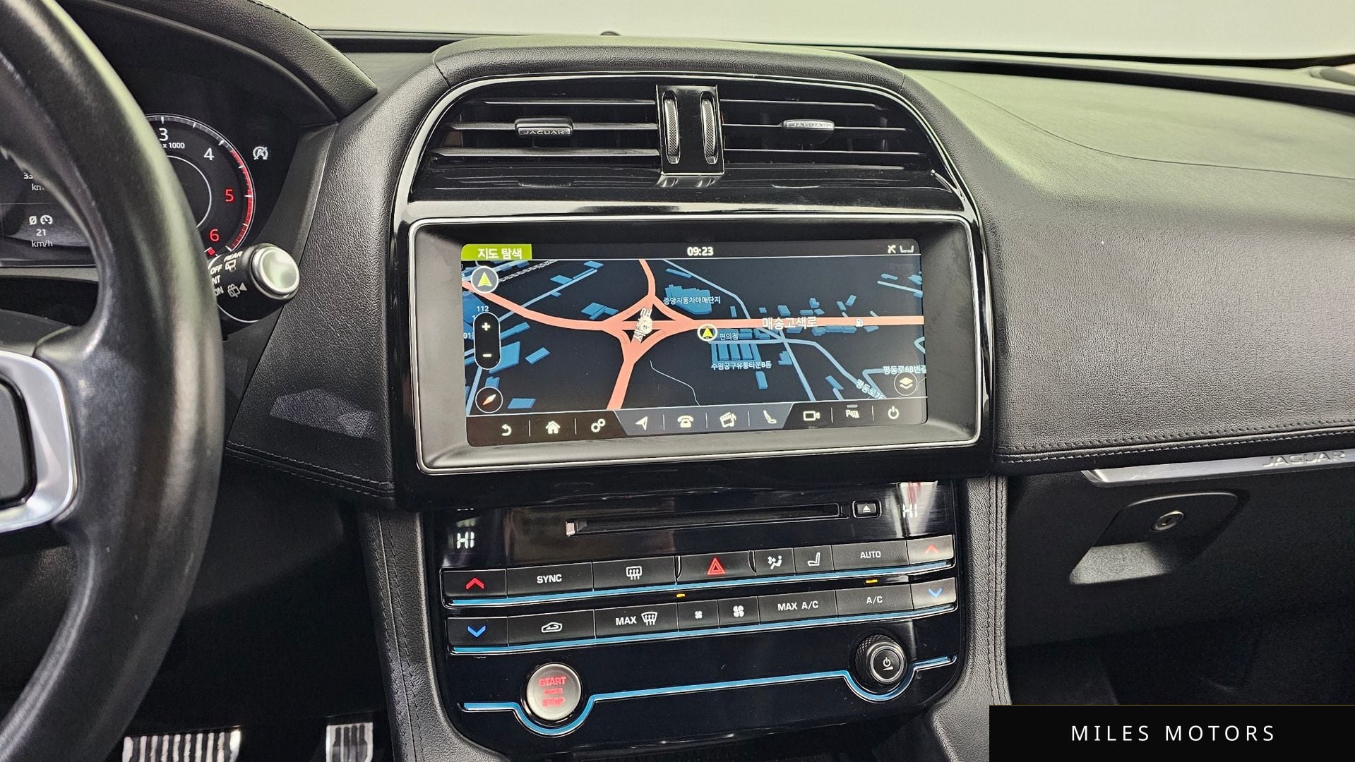 Jaguar F-PACE 2019 — миниатюра 14