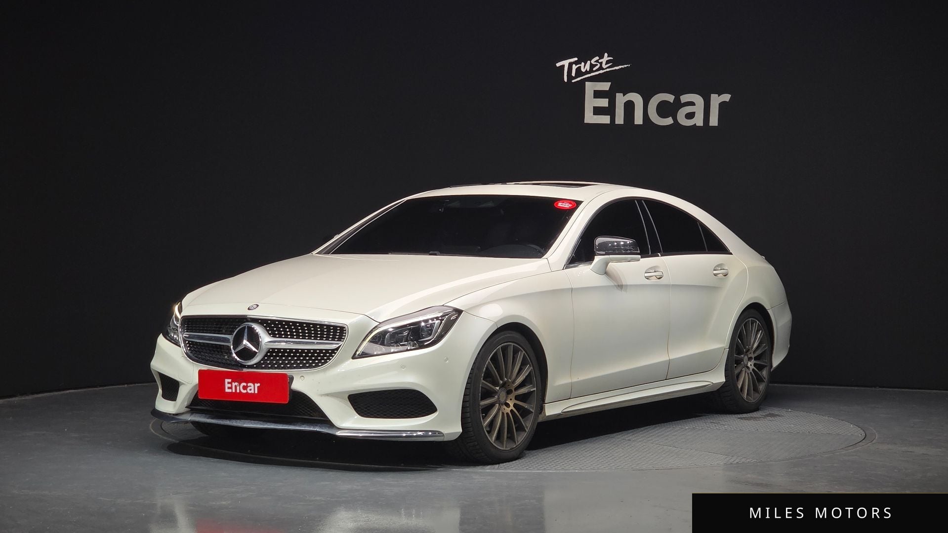 Mercedes-Benz CLS-Class W218 2017 — фото 1 из 12