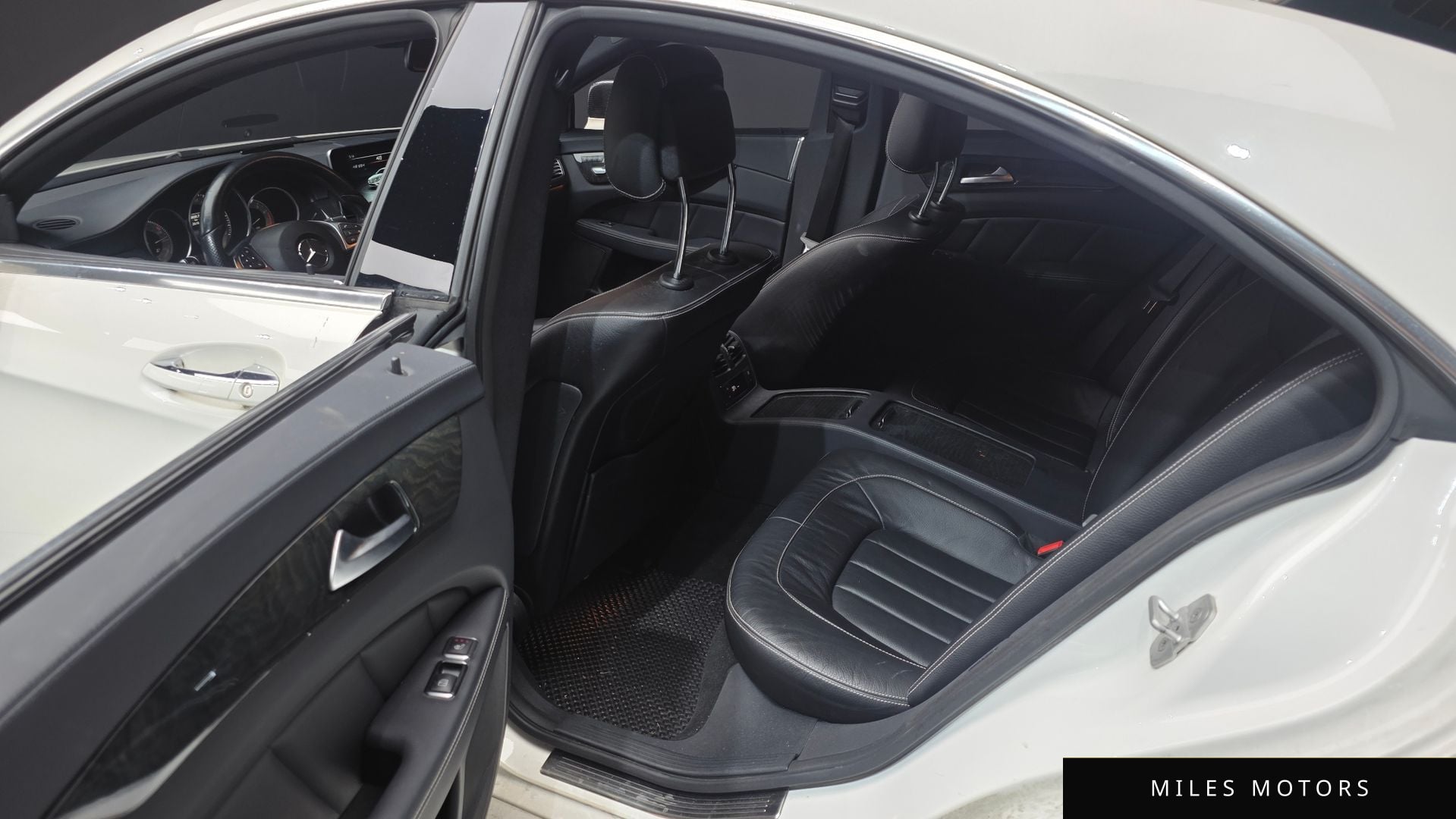 Mercedes-Benz CLS-Class W218 2017 — миниатюра 11