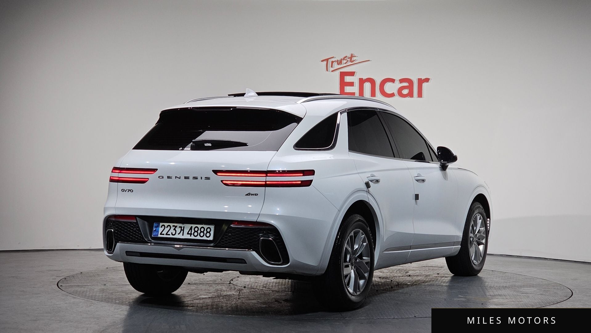 Genesis GV70 2024 — фото 1 из 12