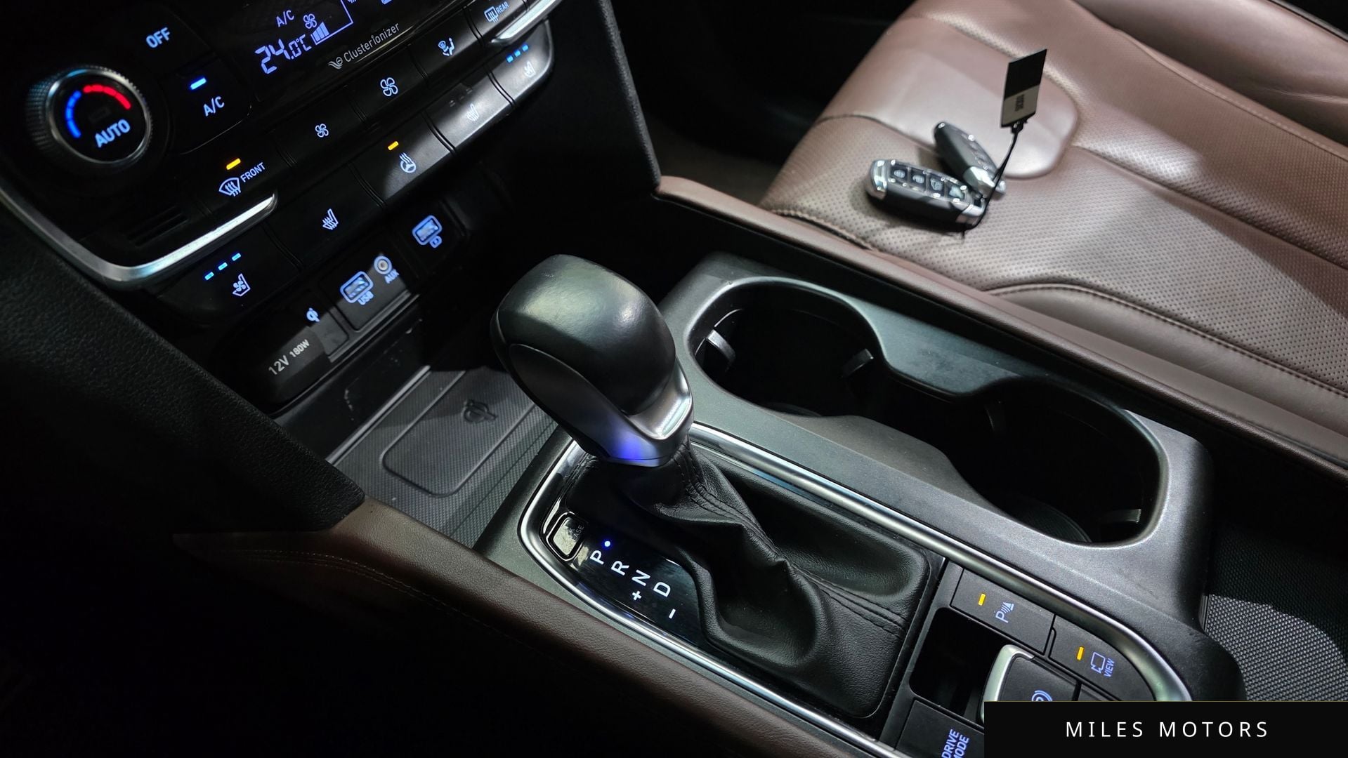 Hyundai Santafe 2019 — миниатюра 9