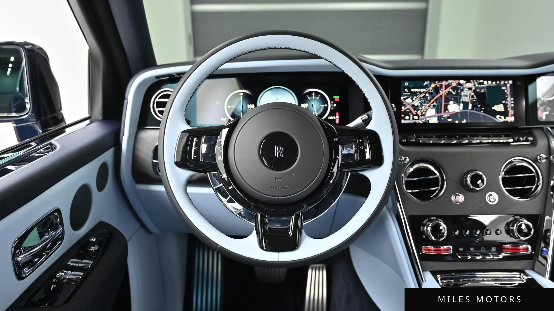 Rolls-Royce Cullinan 2025 — миниатюра 13
