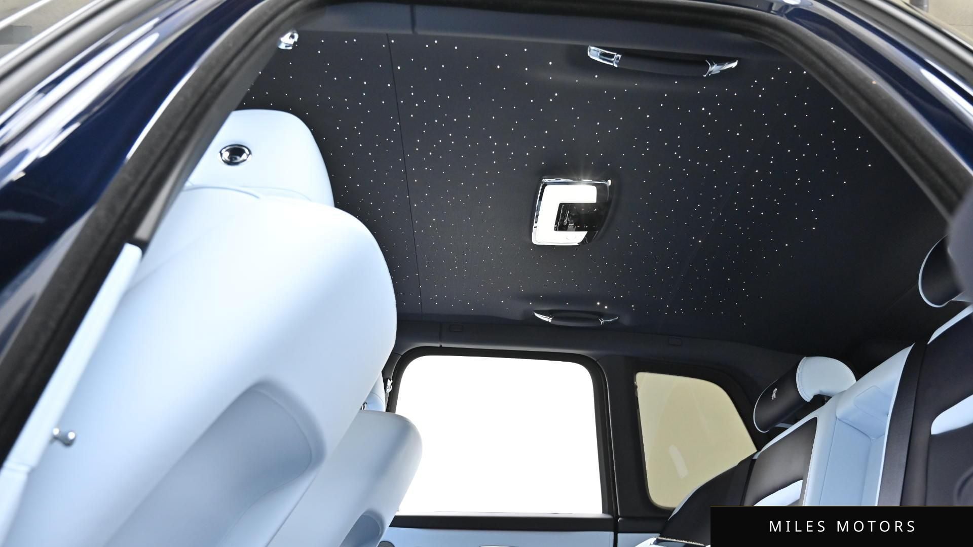 Rolls-Royce Cullinan 2025 — миниатюра 19