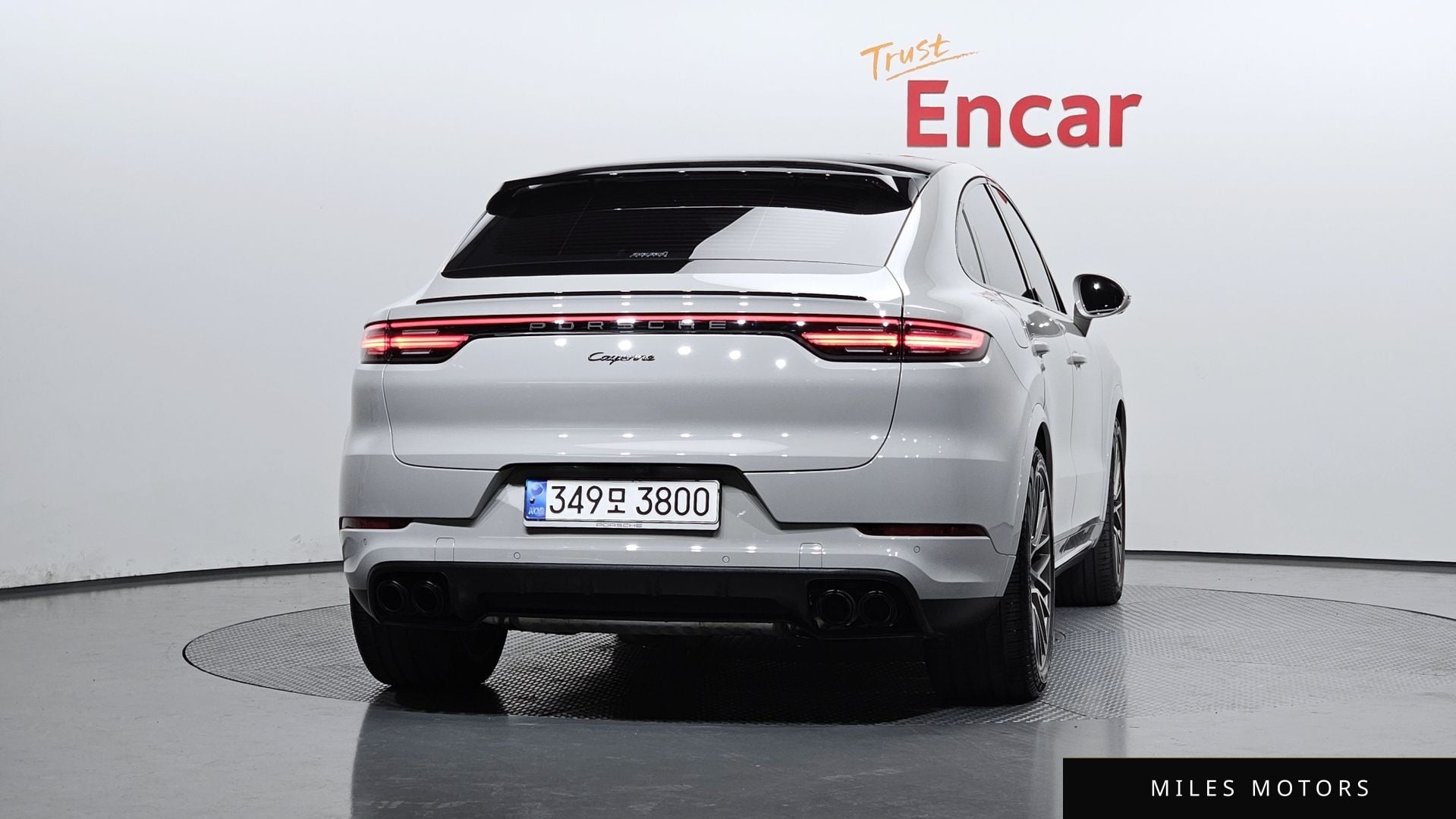 Porsche Cayenne 2022 — миниатюра 4