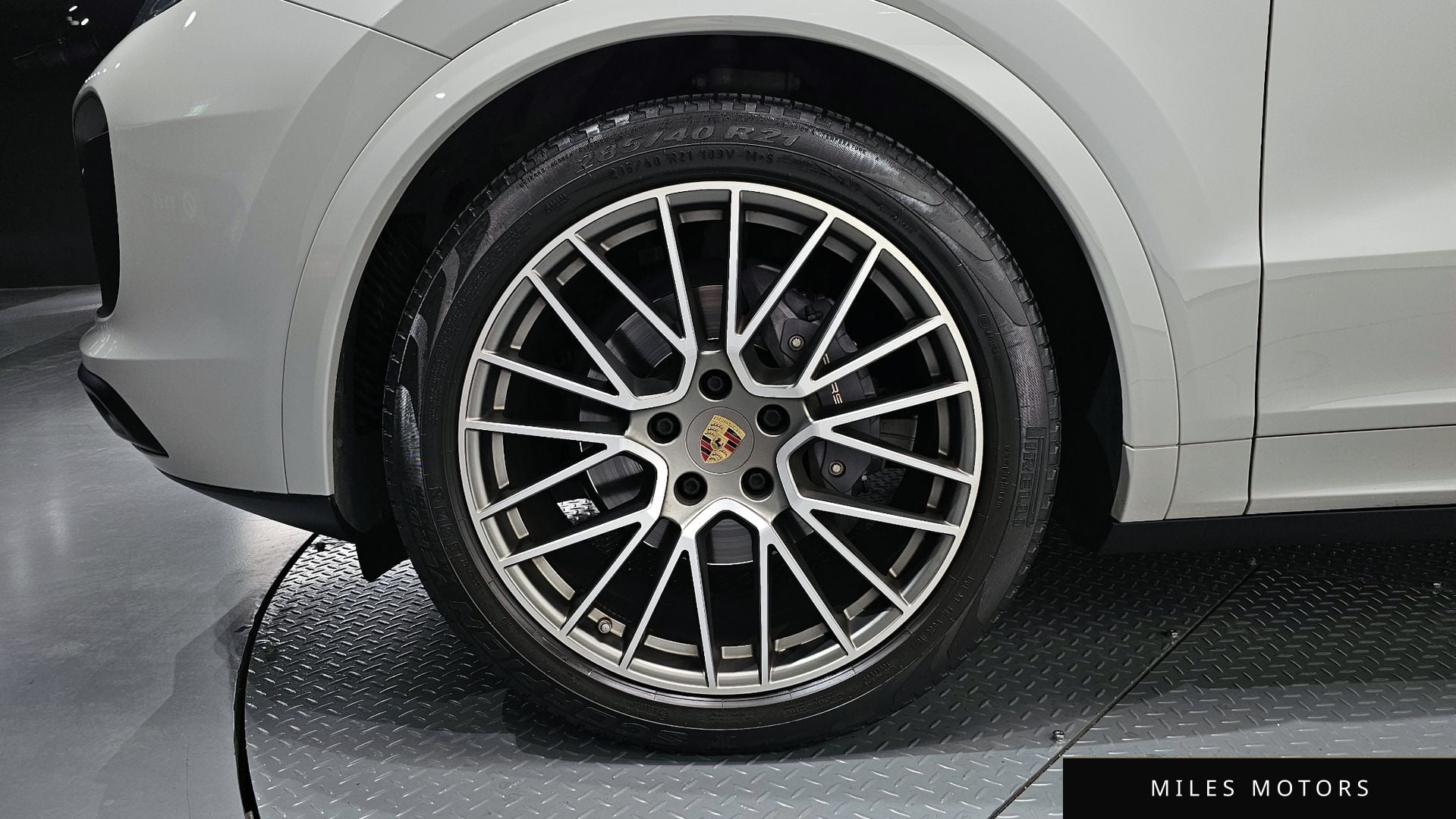 Porsche Cayenne 2022 — миниатюра 5