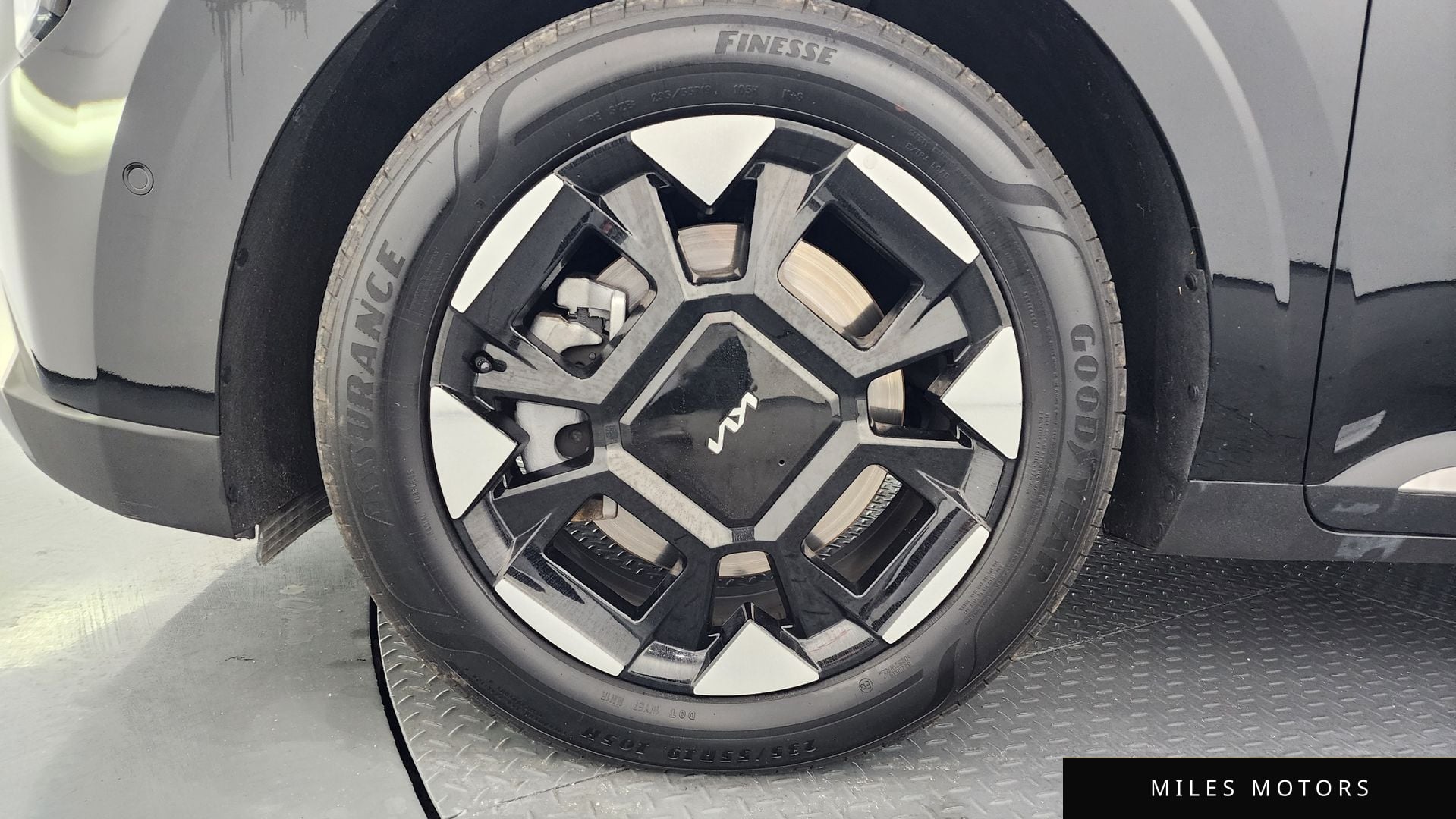 Kia Canival 2025 — миниатюра 4