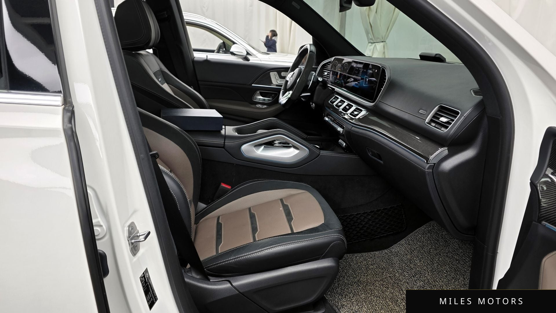 Mercedes-Benz GLE-Class W167 2020 — миниатюра 11