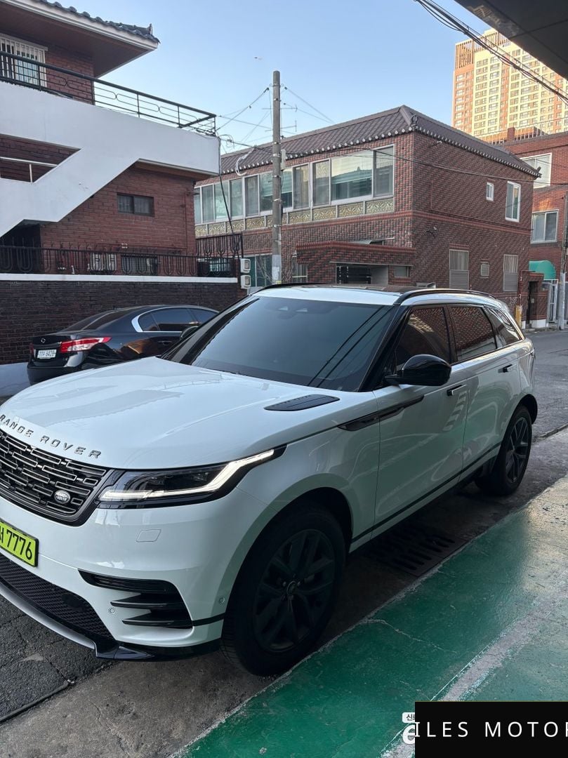 Land Rover Range Rover Velar 2026 — миниатюра 2