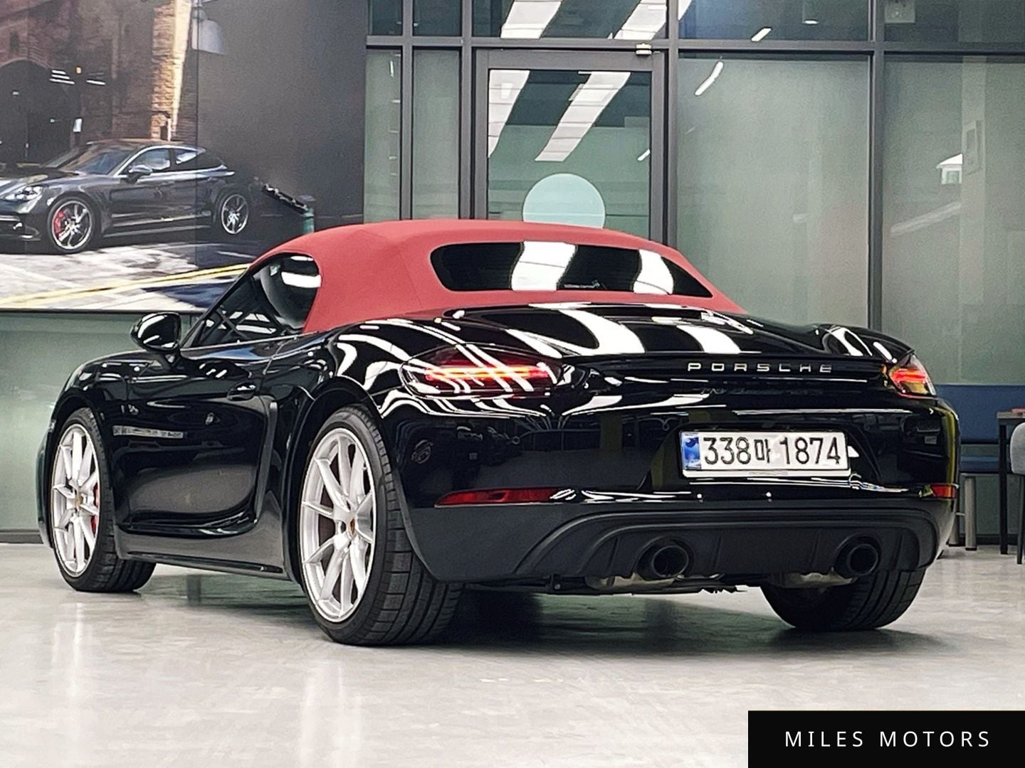 Porsche 718 박스터 2024 — миниатюра 20
