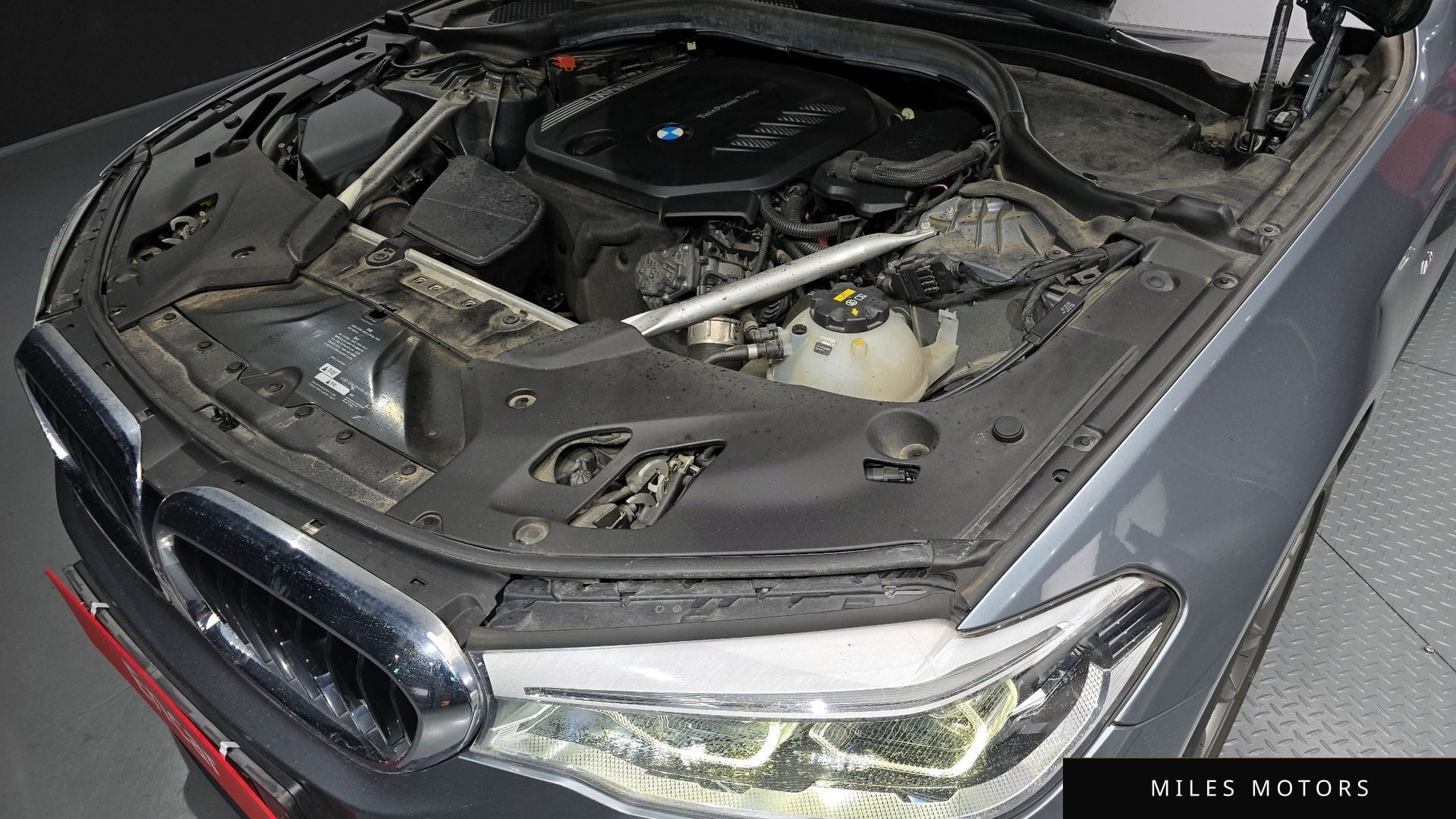 BMW 5 Series (G30) 2019 — миниатюра 6