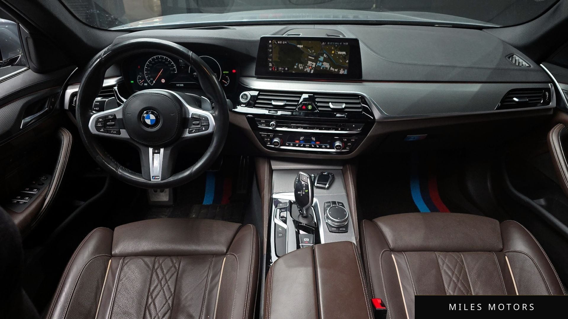 BMW 5 Series (G30) 2019 — миниатюра 7