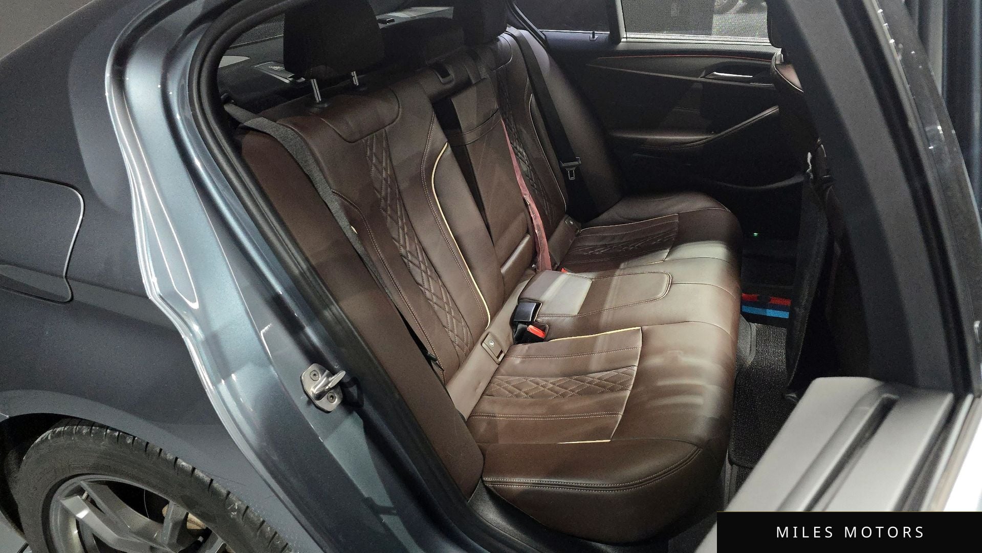 BMW 5 Series (G30) 2019 — миниатюра 12
