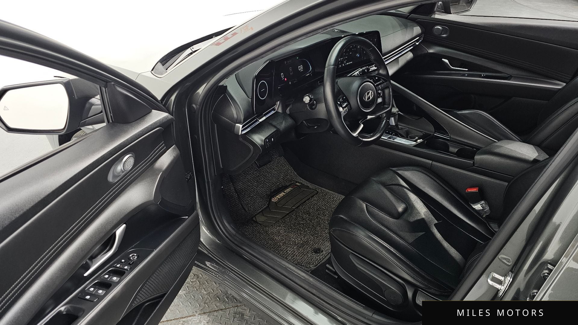Hyundai AVANTE 2024 — миниатюра 11