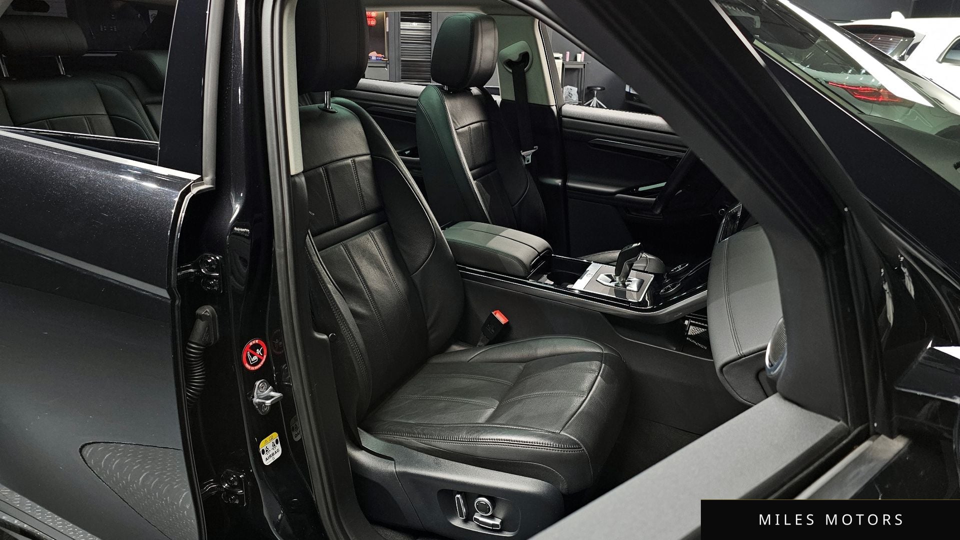 Land Rover Range Rover Evoque 2021 — миниатюра 10