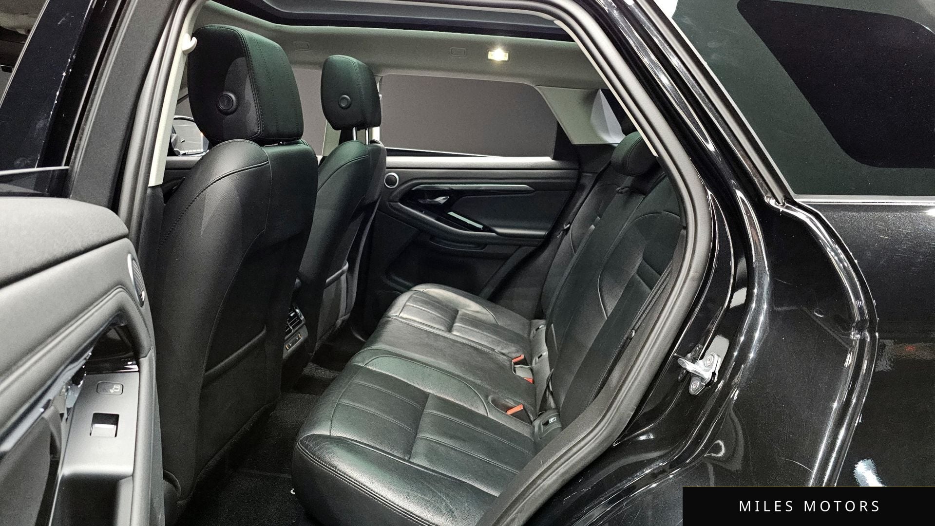 Land Rover Range Rover Evoque 2021 — миниатюра 12
