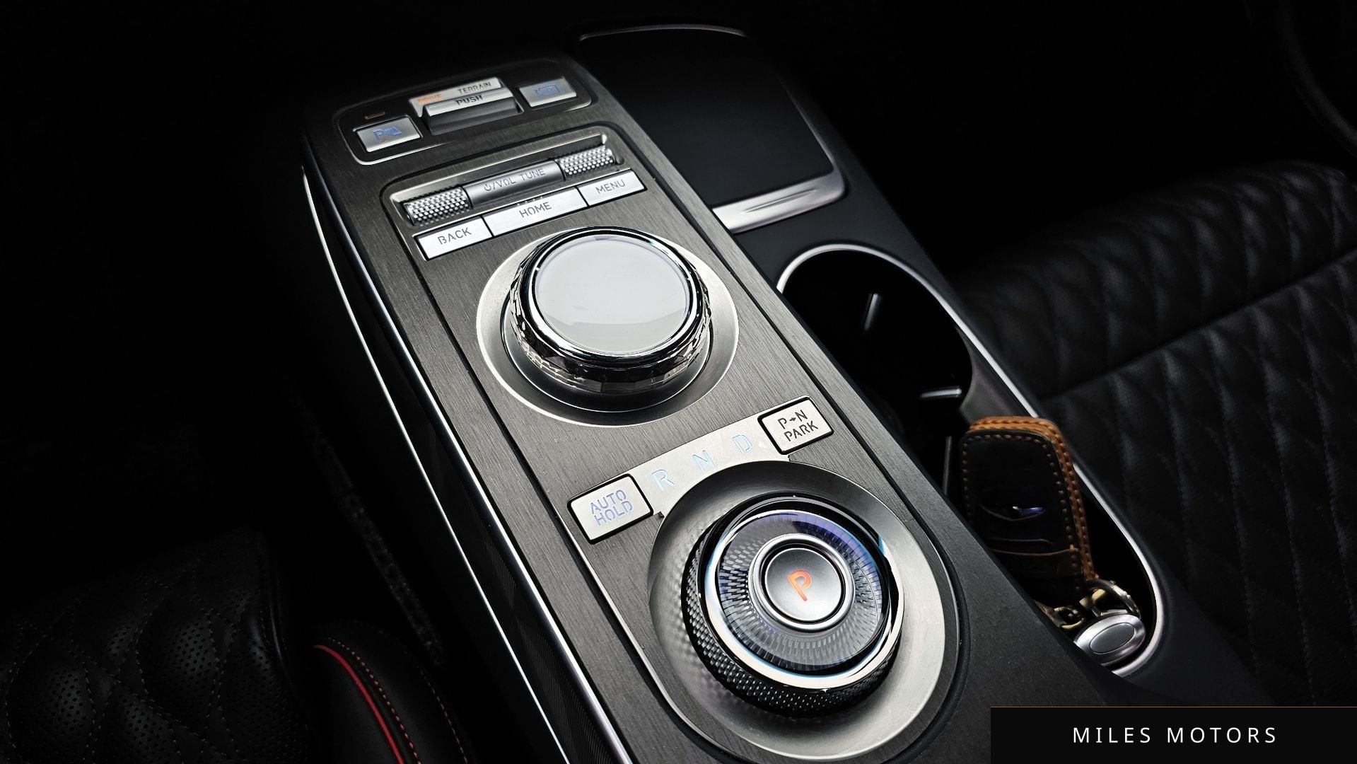 Genesis GV70 2021 — миниатюра 9