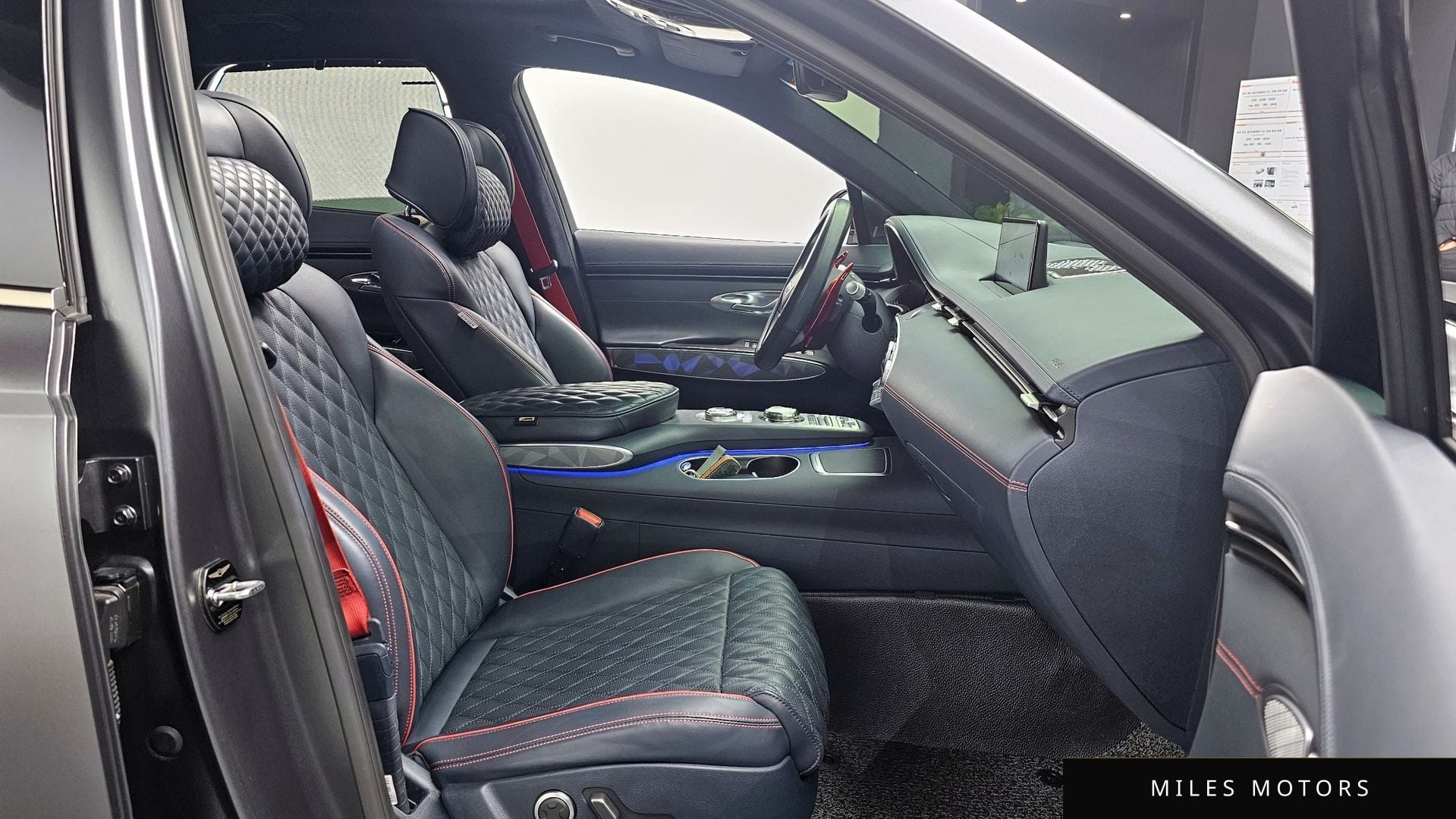 Genesis GV70 2021 — миниатюра 10