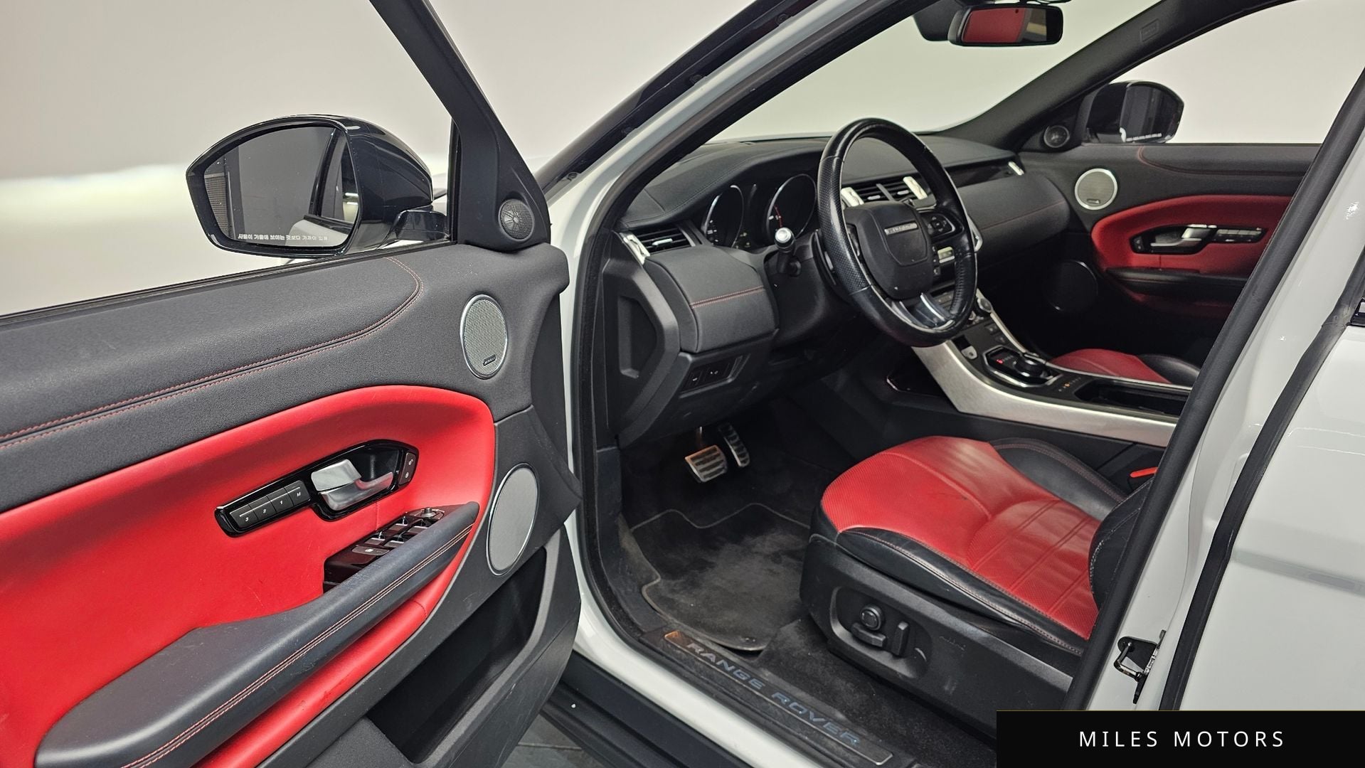 Land Rover Range Rover Evoque 2017 — миниатюра 11