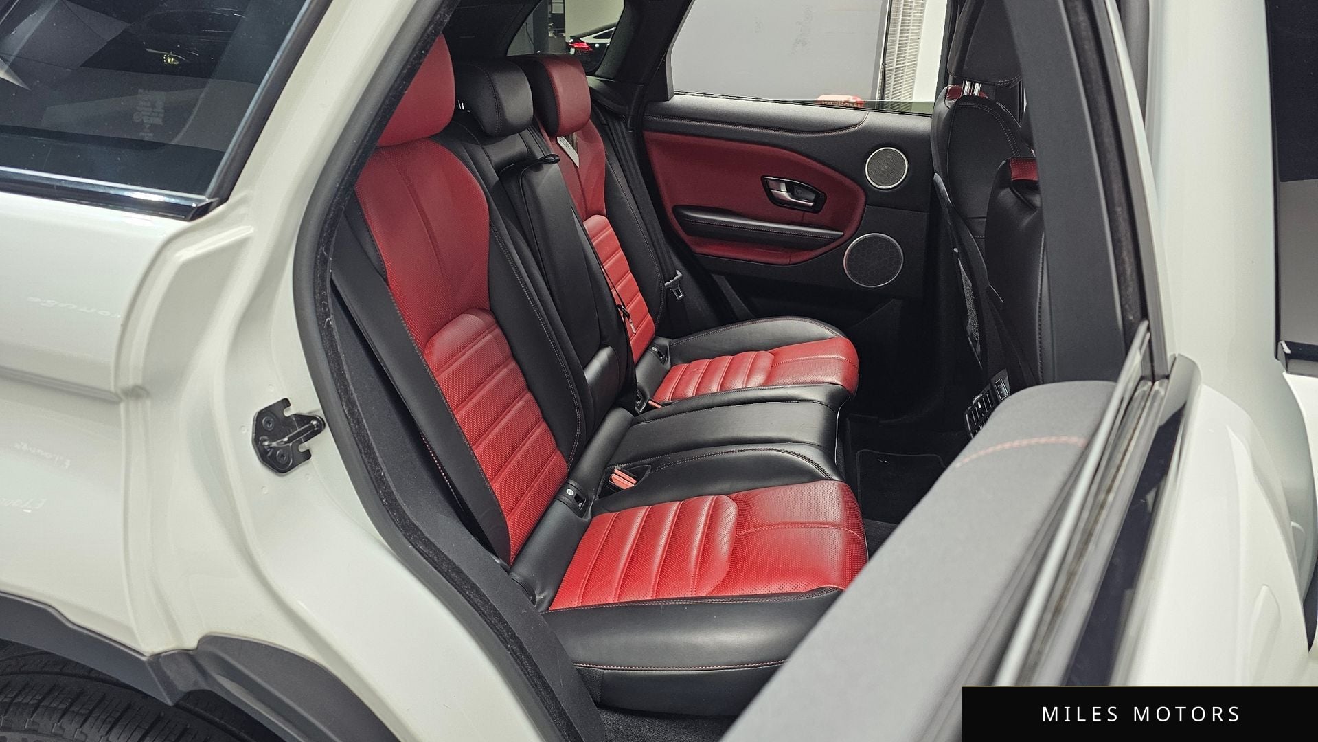 Land Rover Range Rover Evoque 2017 — миниатюра 12