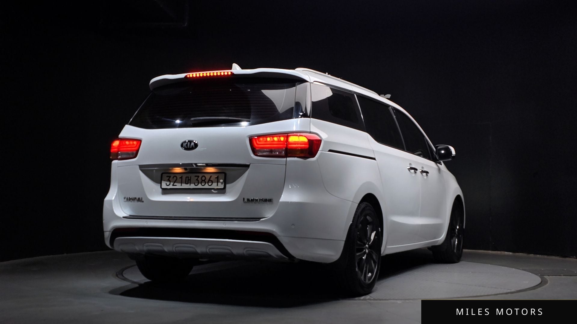 Kia Canival 2018 — миниатюра 2