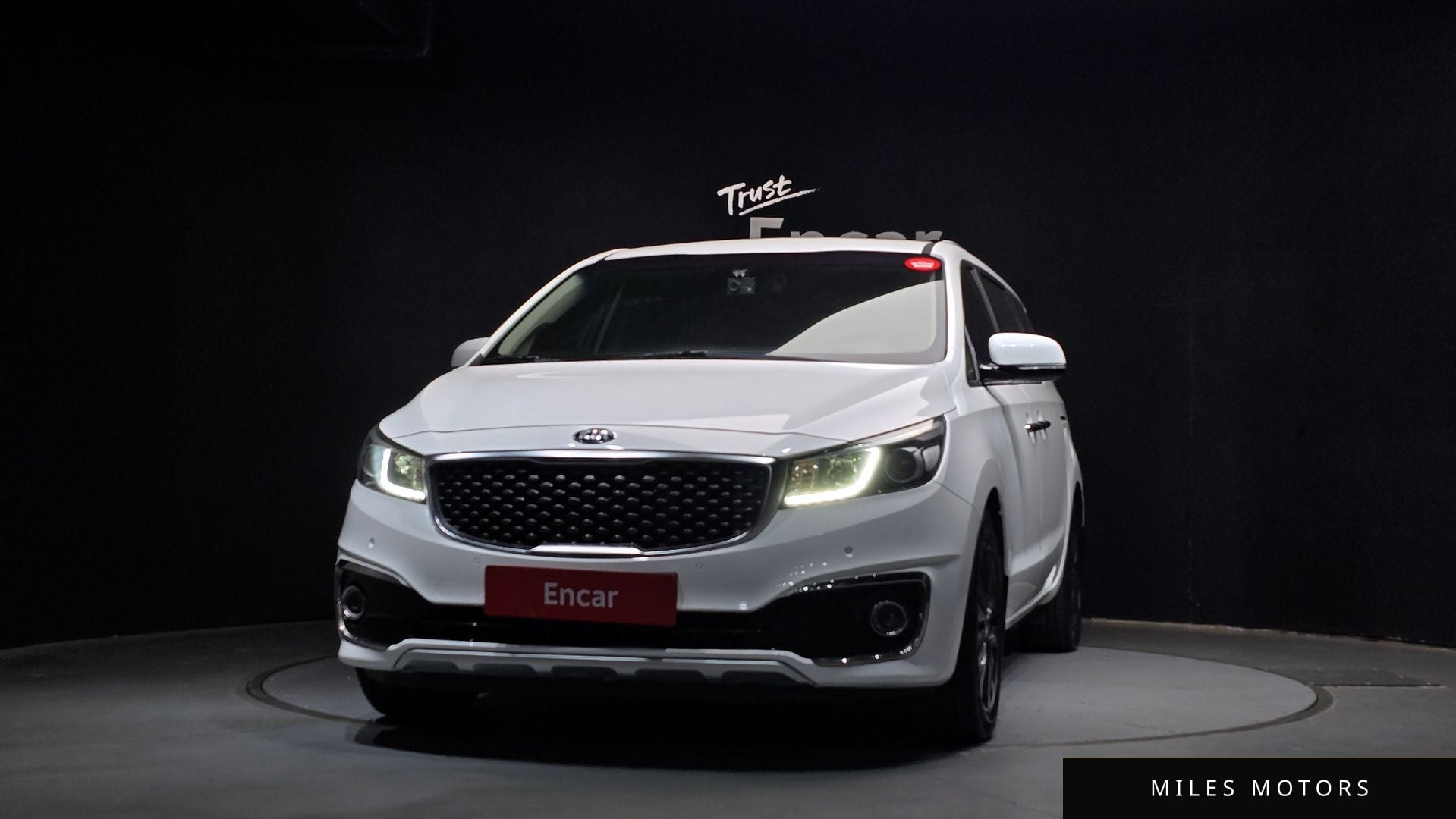 Kia Canival 2018 — миниатюра 3