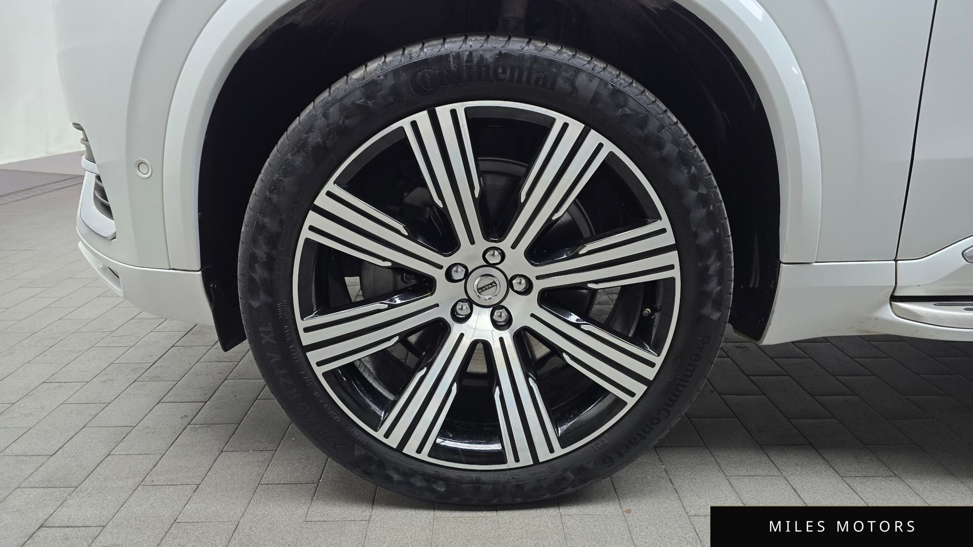 Volvo XC90 2022 — миниатюра 5