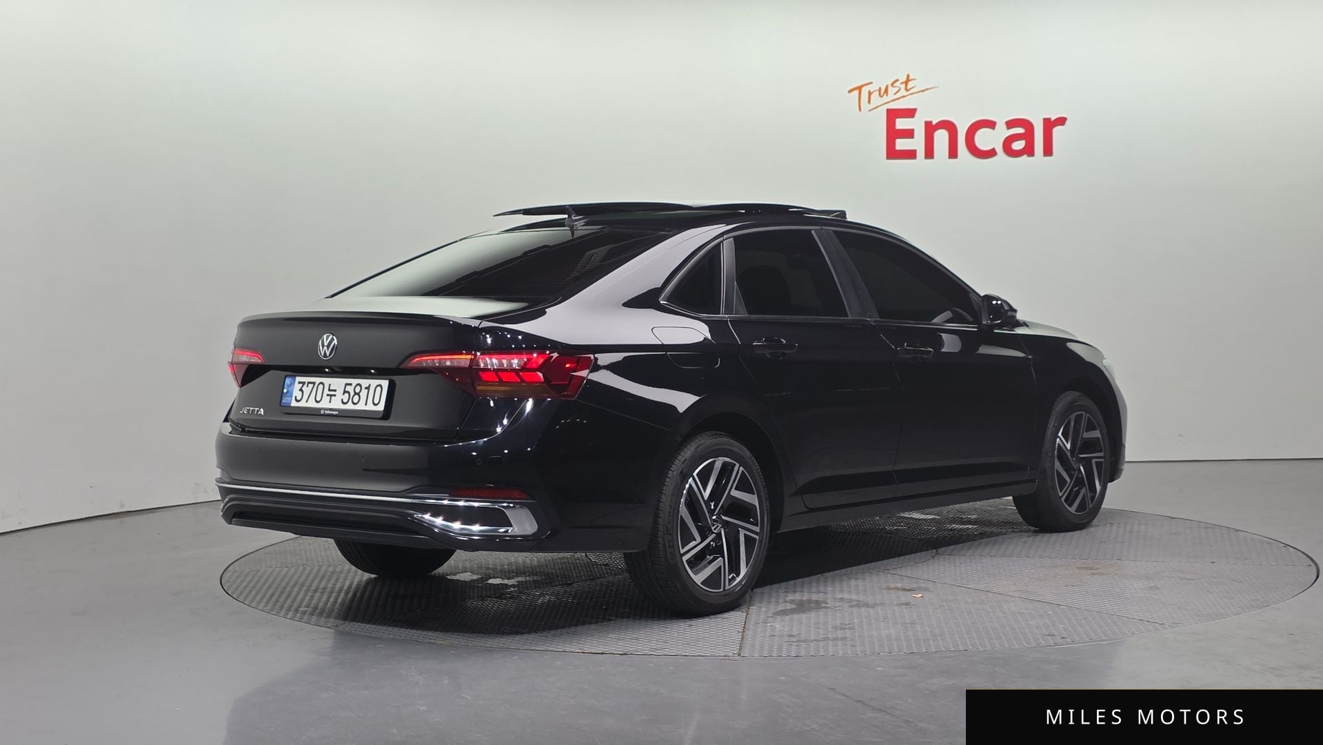 Volkswagen 제타 2023 — миниатюра 2