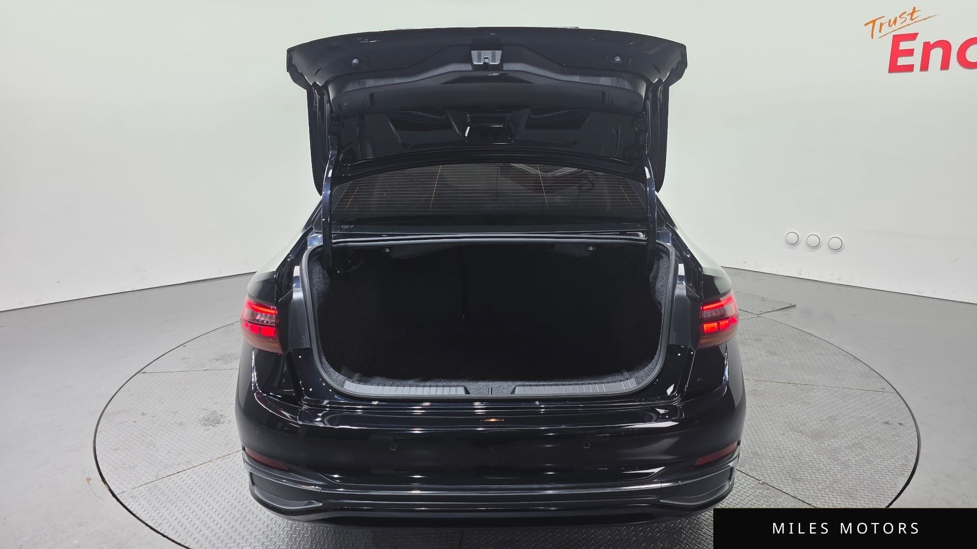 Volkswagen 제타 2023 — миниатюра 20