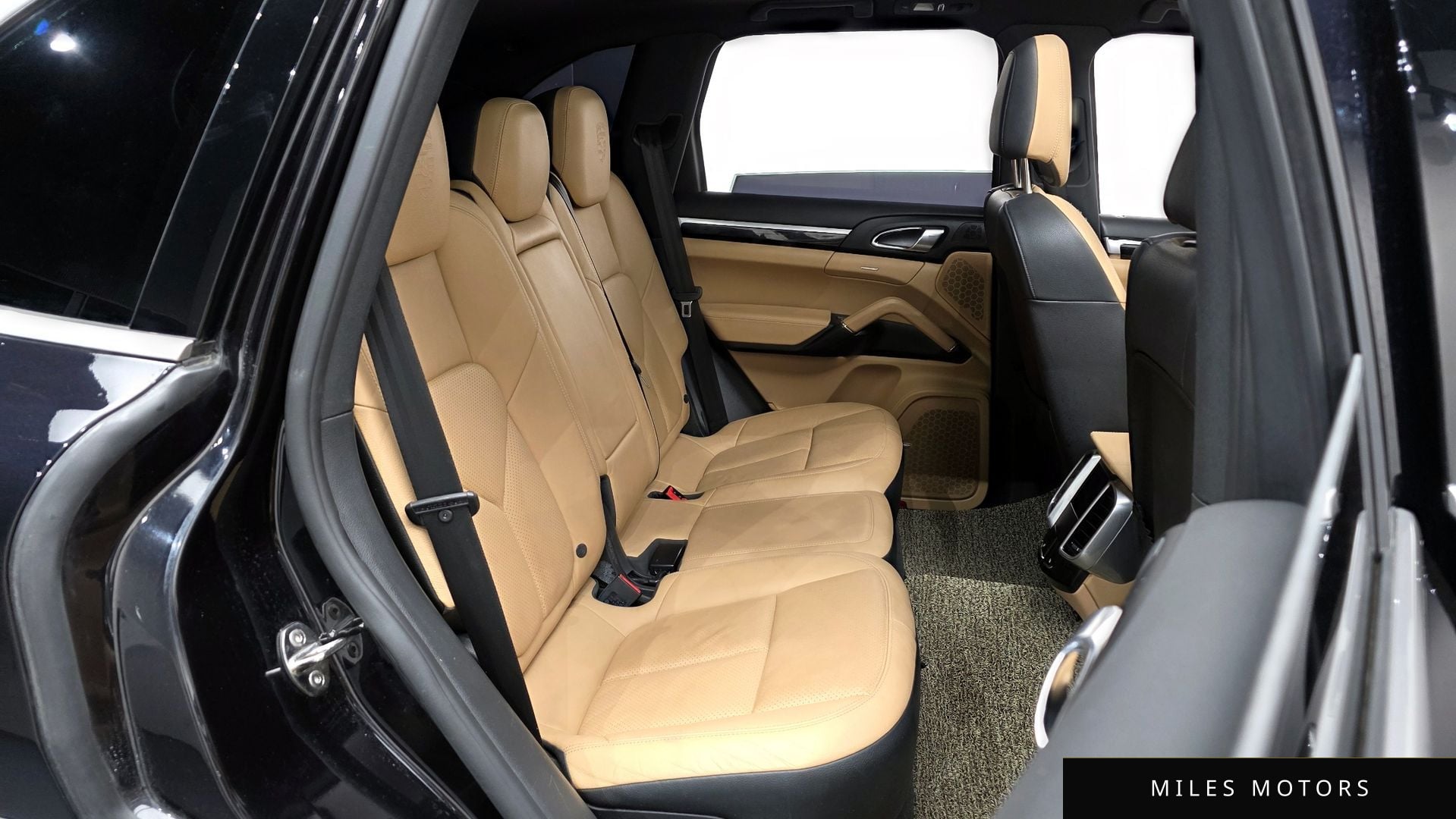Porsche Cayenne 2014 — миниатюра 12