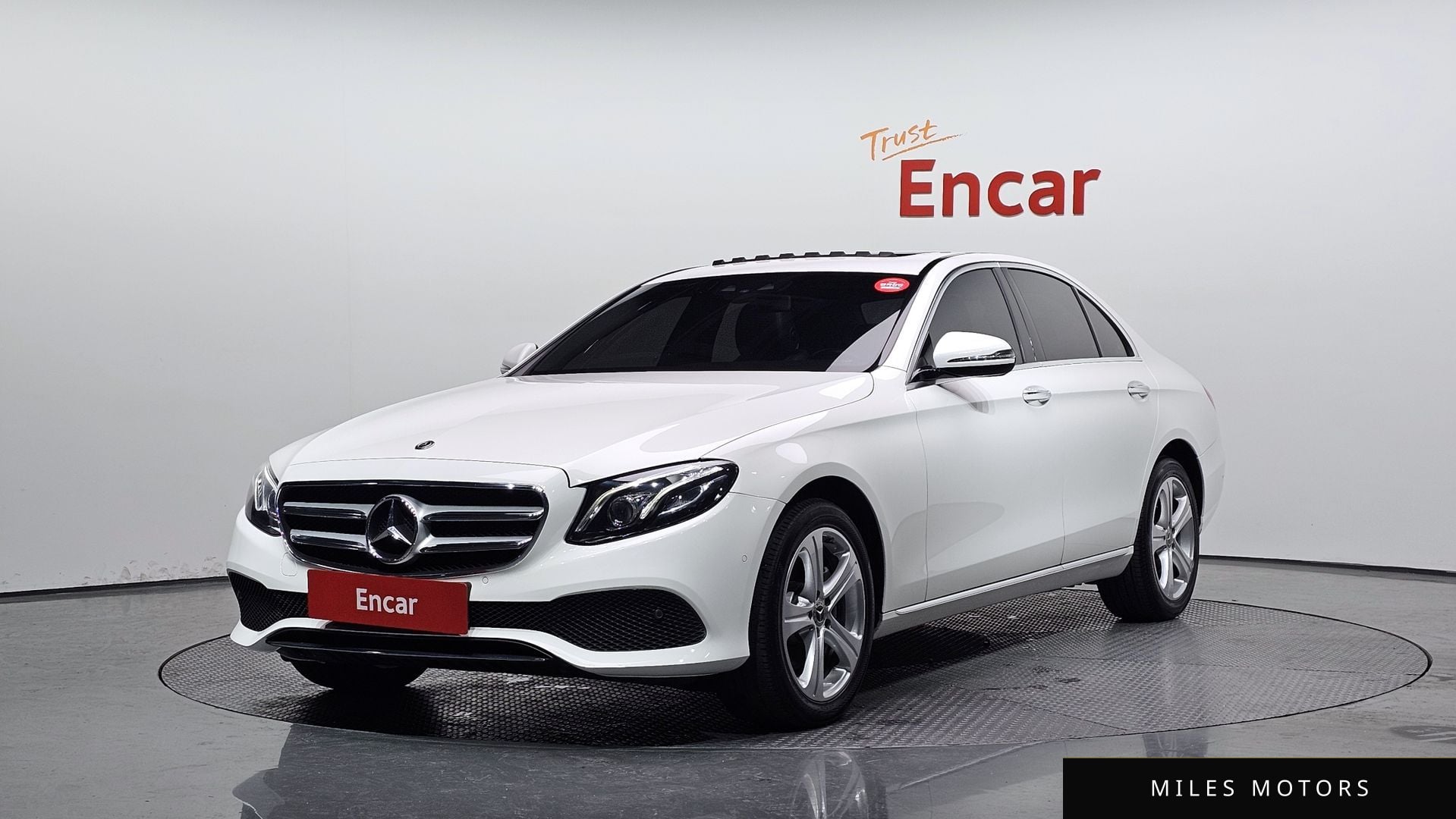 Mercedes-Benz E-Class W213 2018 — фото 1 из 12