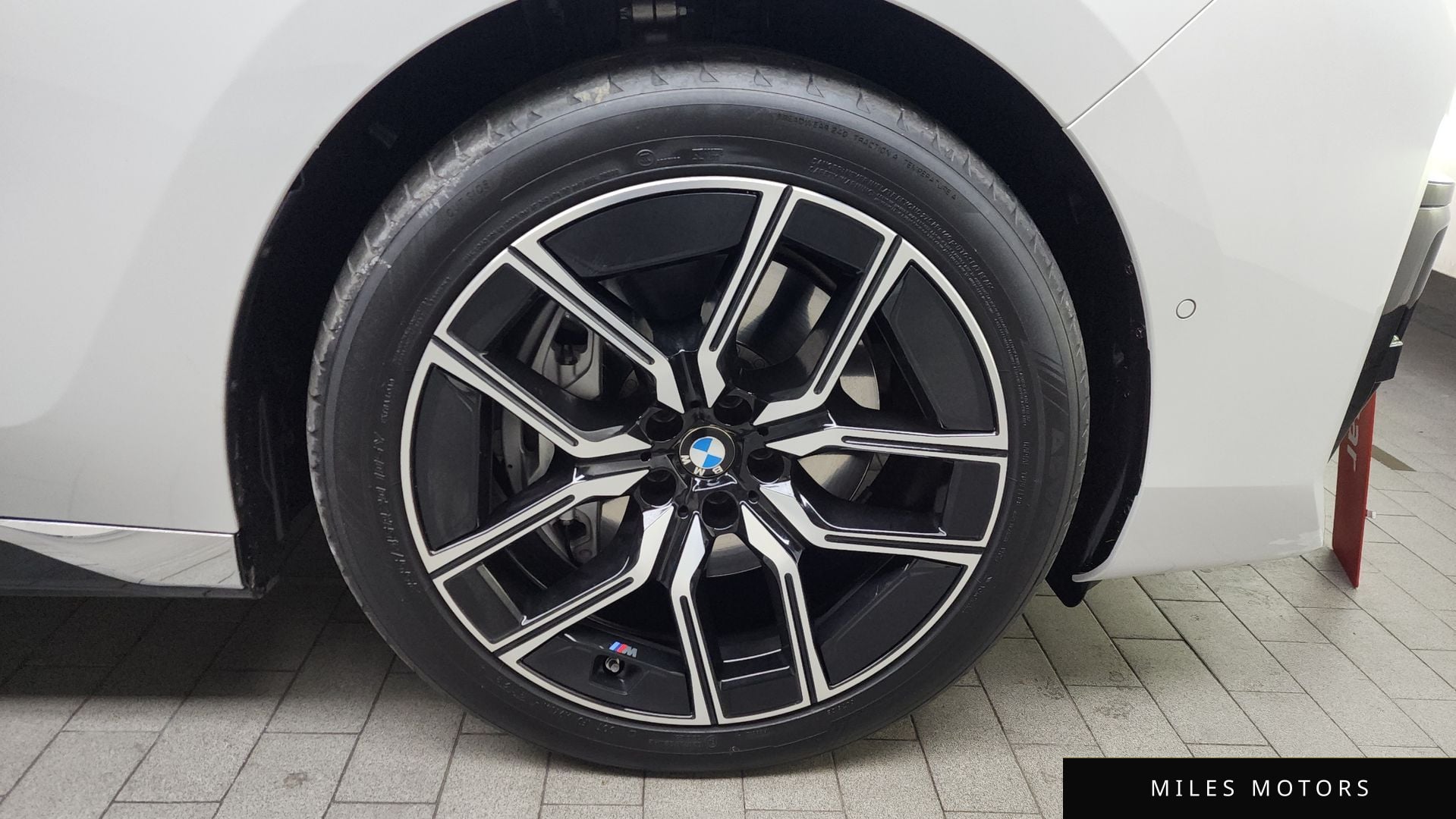 BMW 7 Series (G70) 2024 — миниатюра 5