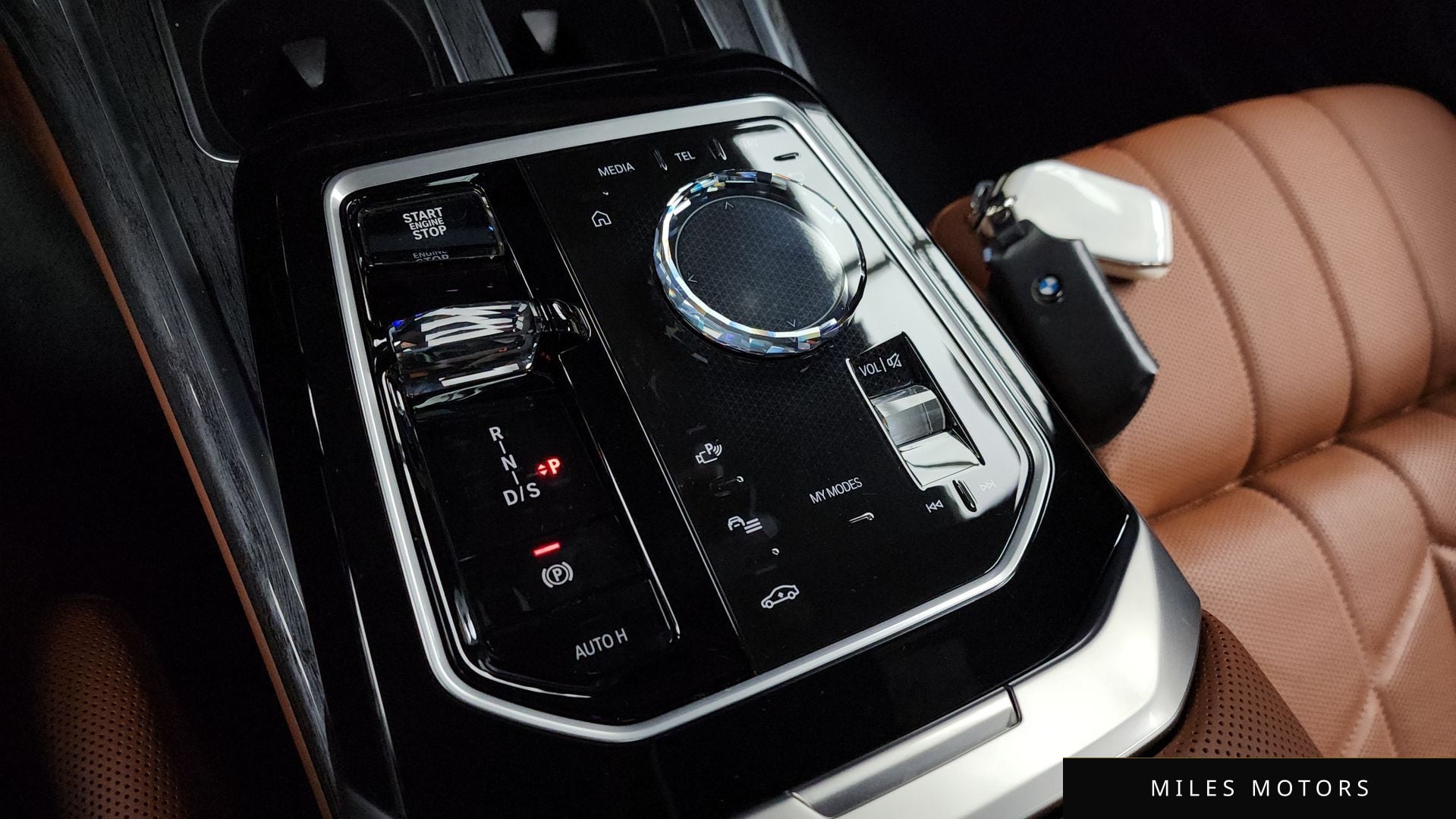 BMW 7 Series (G70) 2024 — миниатюра 9