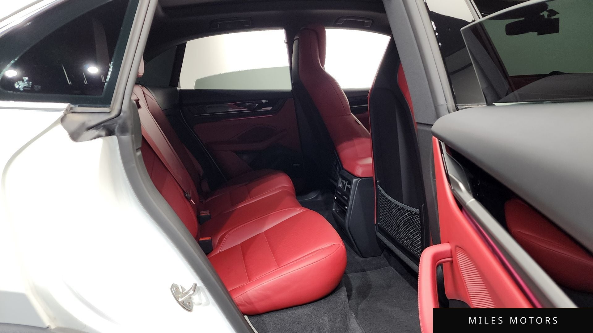 Porsche Macan 2025 — миниатюра 12