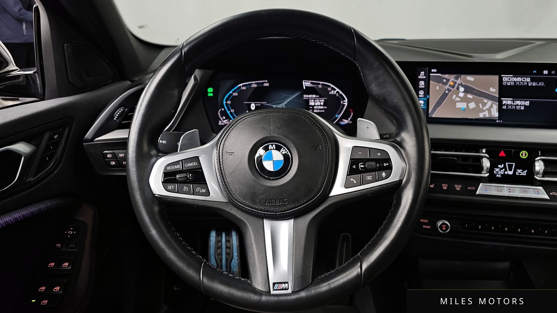 BMW 1시리즈 (F40) 2021 — миниатюра 13