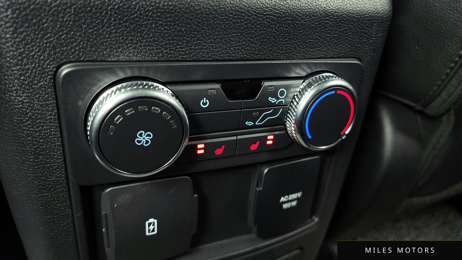 Ford Explorer 2022 — миниатюра 19