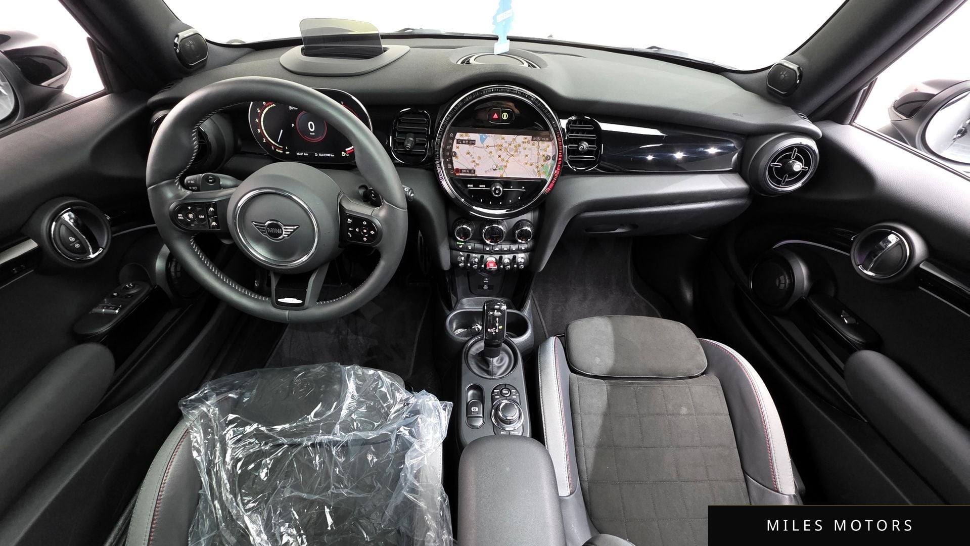 MINI Cooper S 2024 — миниатюра 7