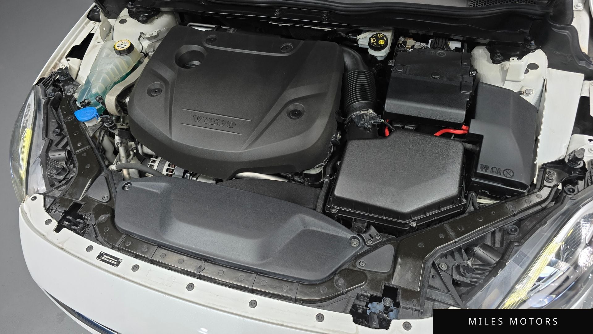 Volvo V40 2016 — миниатюра 6
