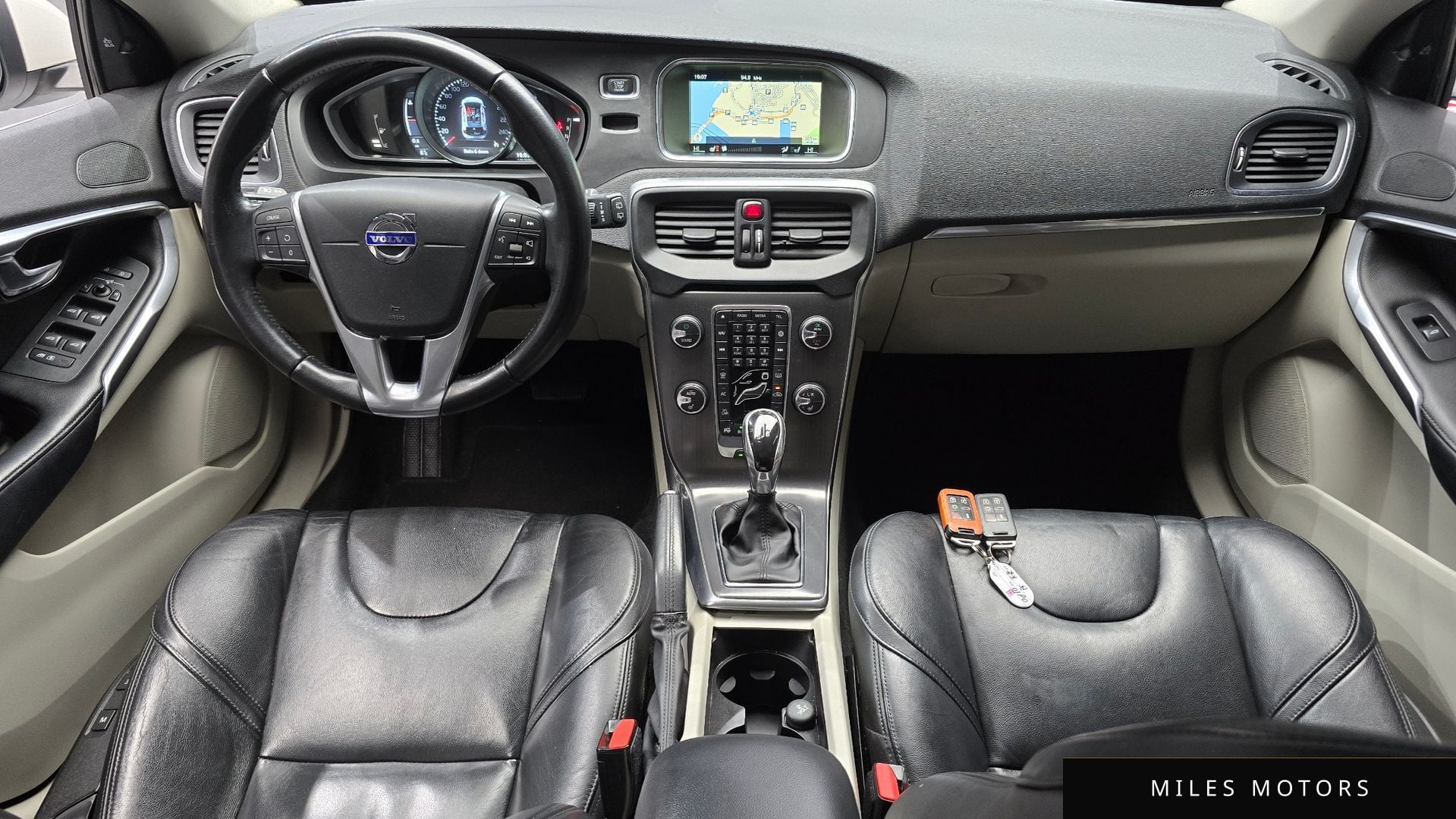 Volvo V40 2016 — миниатюра 7