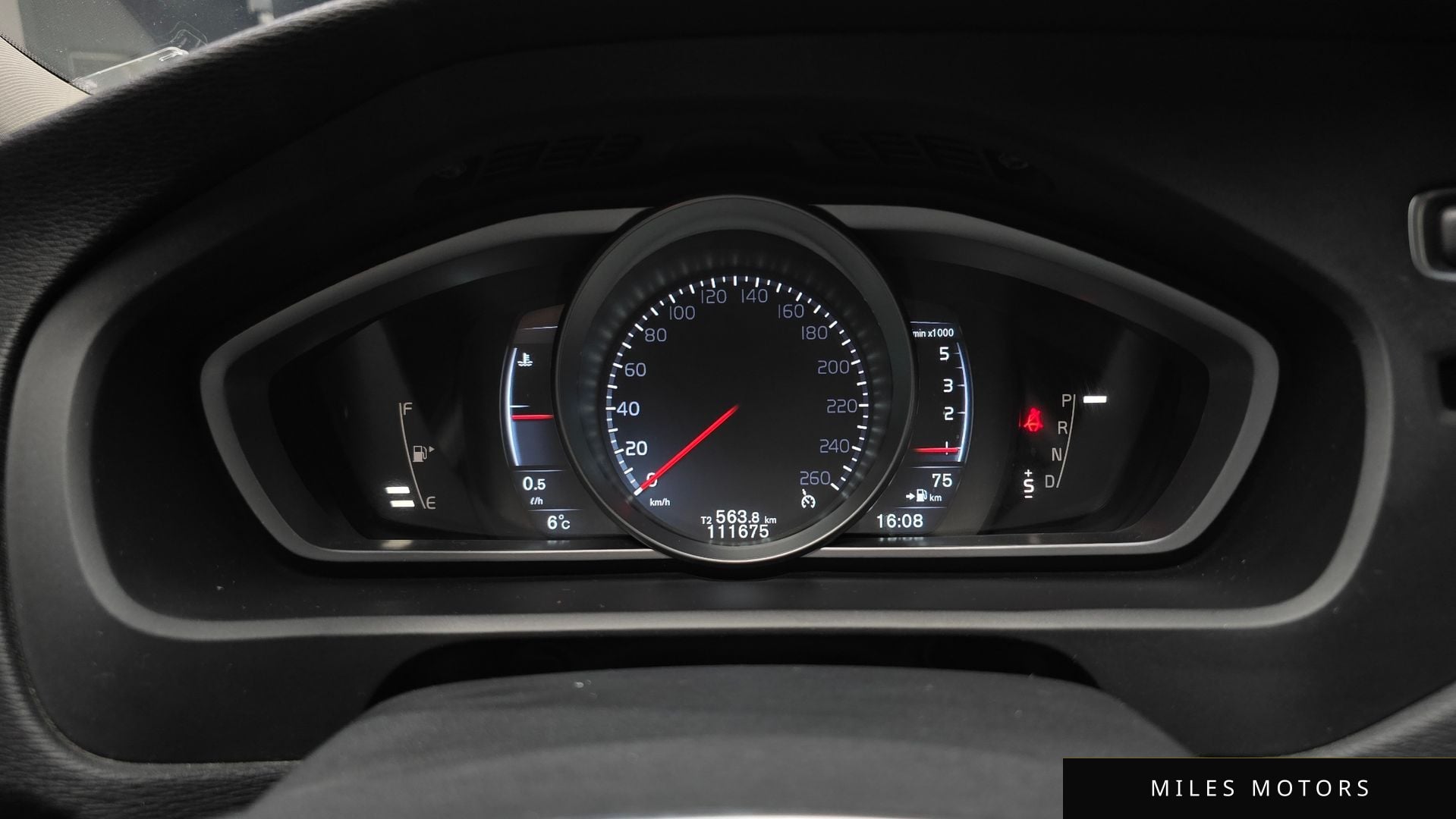 Volvo V40 2016 — миниатюра 8