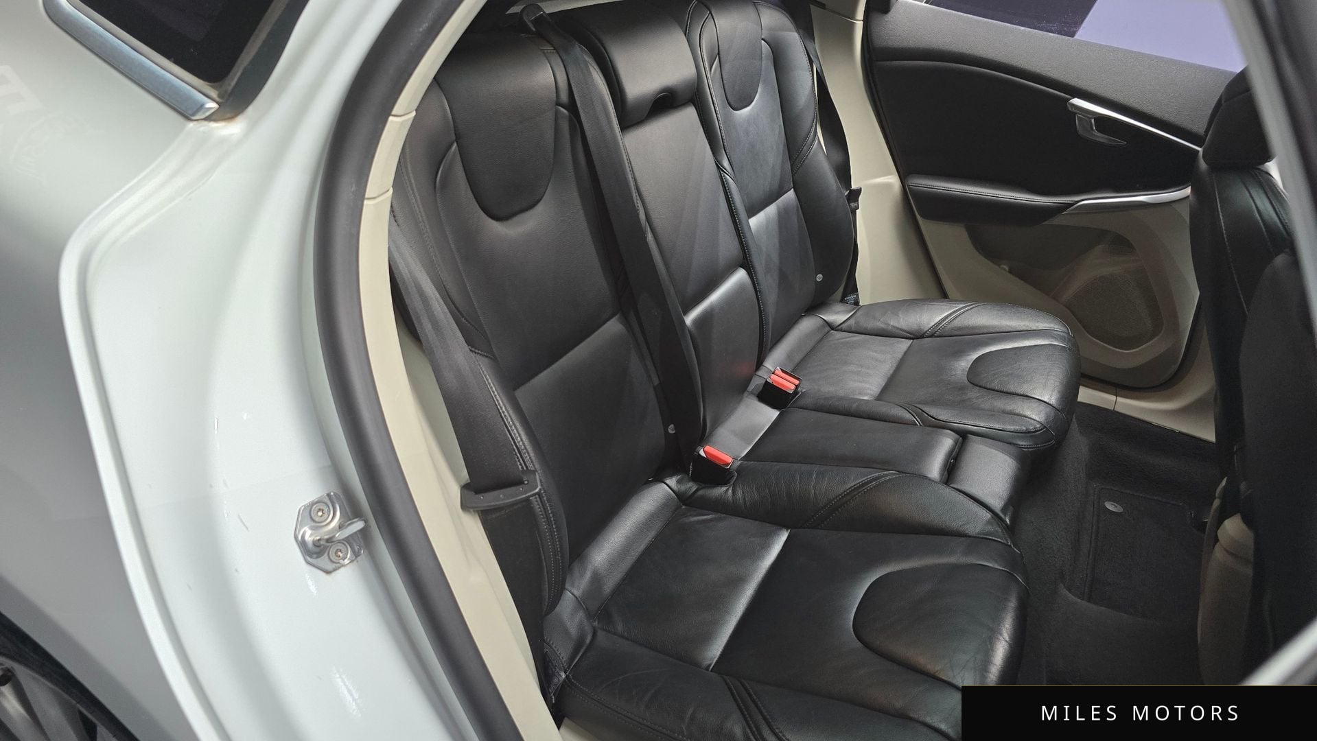 Volvo V40 2016 — миниатюра 12