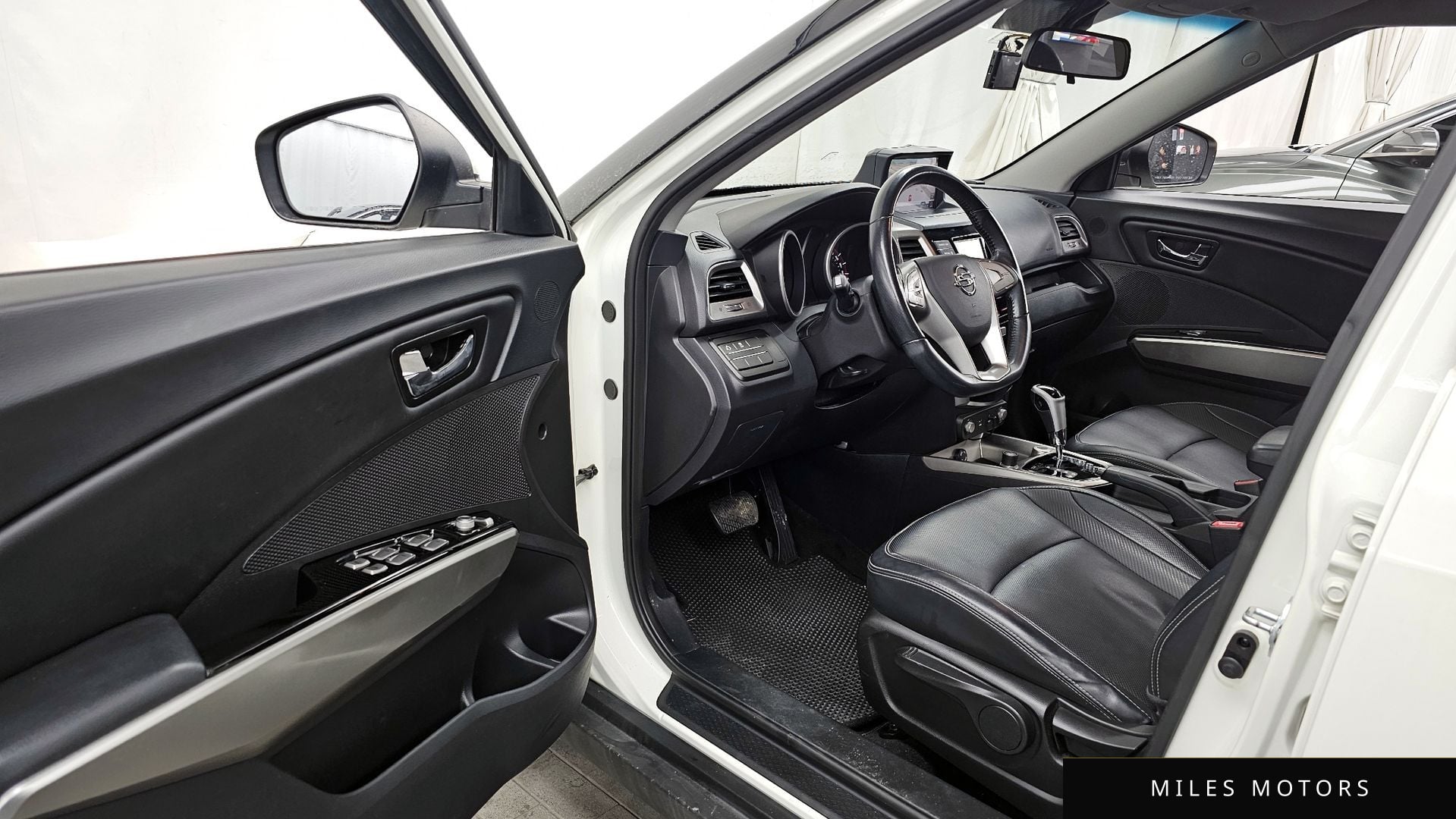 KG Mobility Tivoli 2016 — миниатюра 10